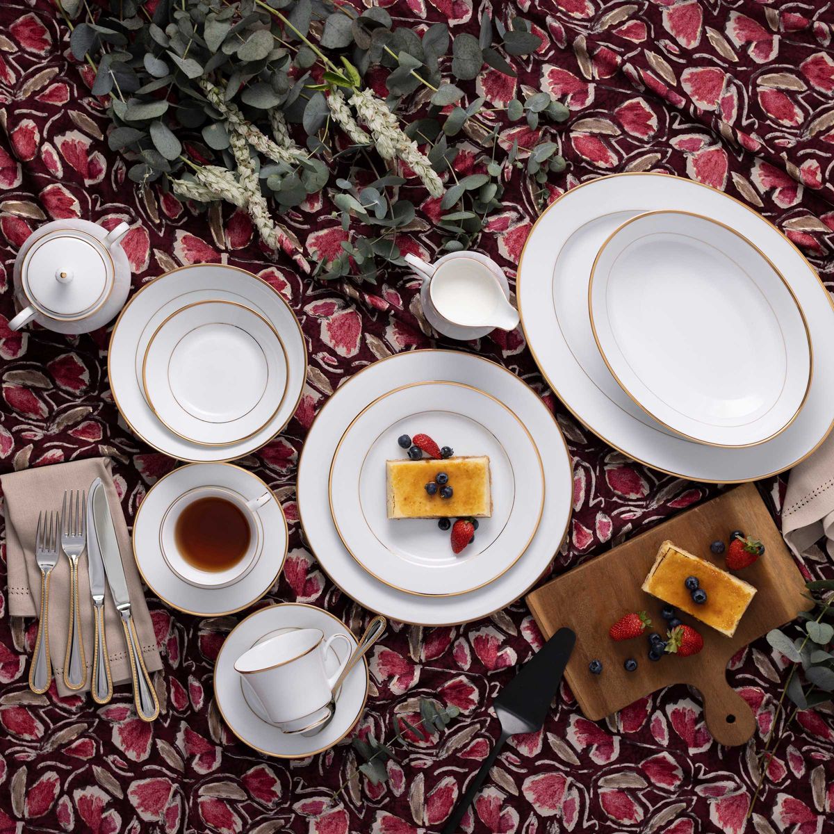 Heritage Oval Vegetable Bowl, 9.75", 32 oz.