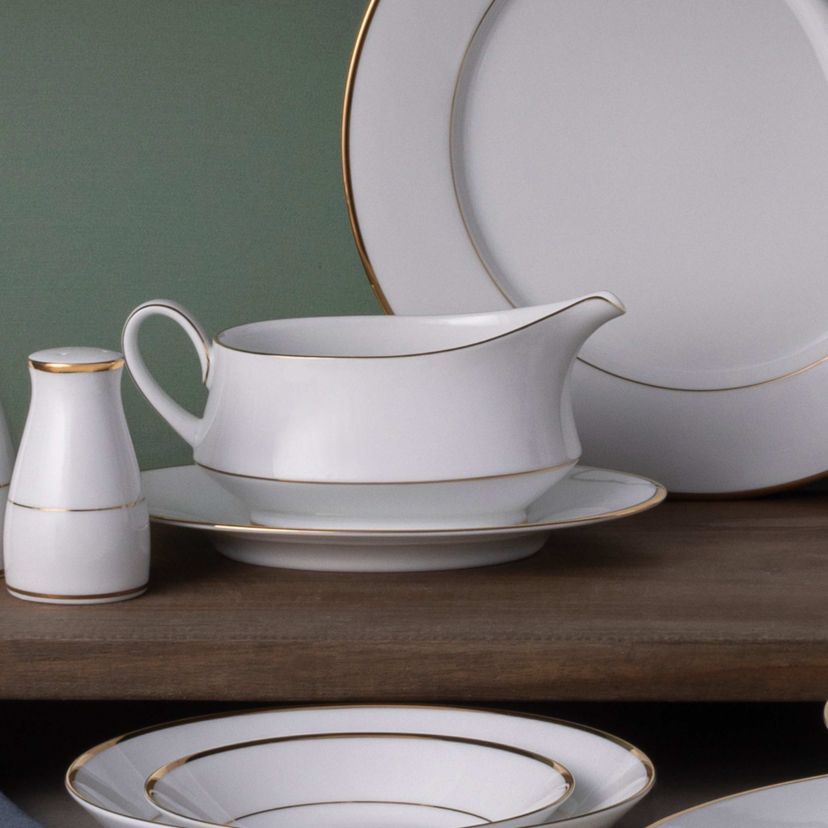 Heritage Gravy Boat with Tray (2-pieces), 13 oz.