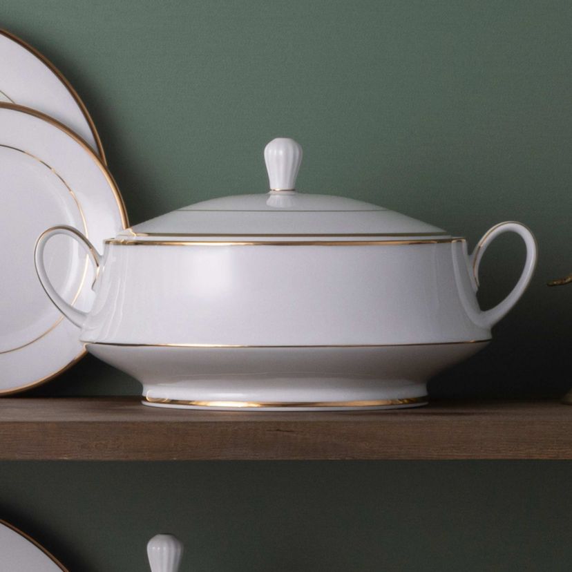 Heritage Covered Vegetable Bowl, 10.25", 48 oz.