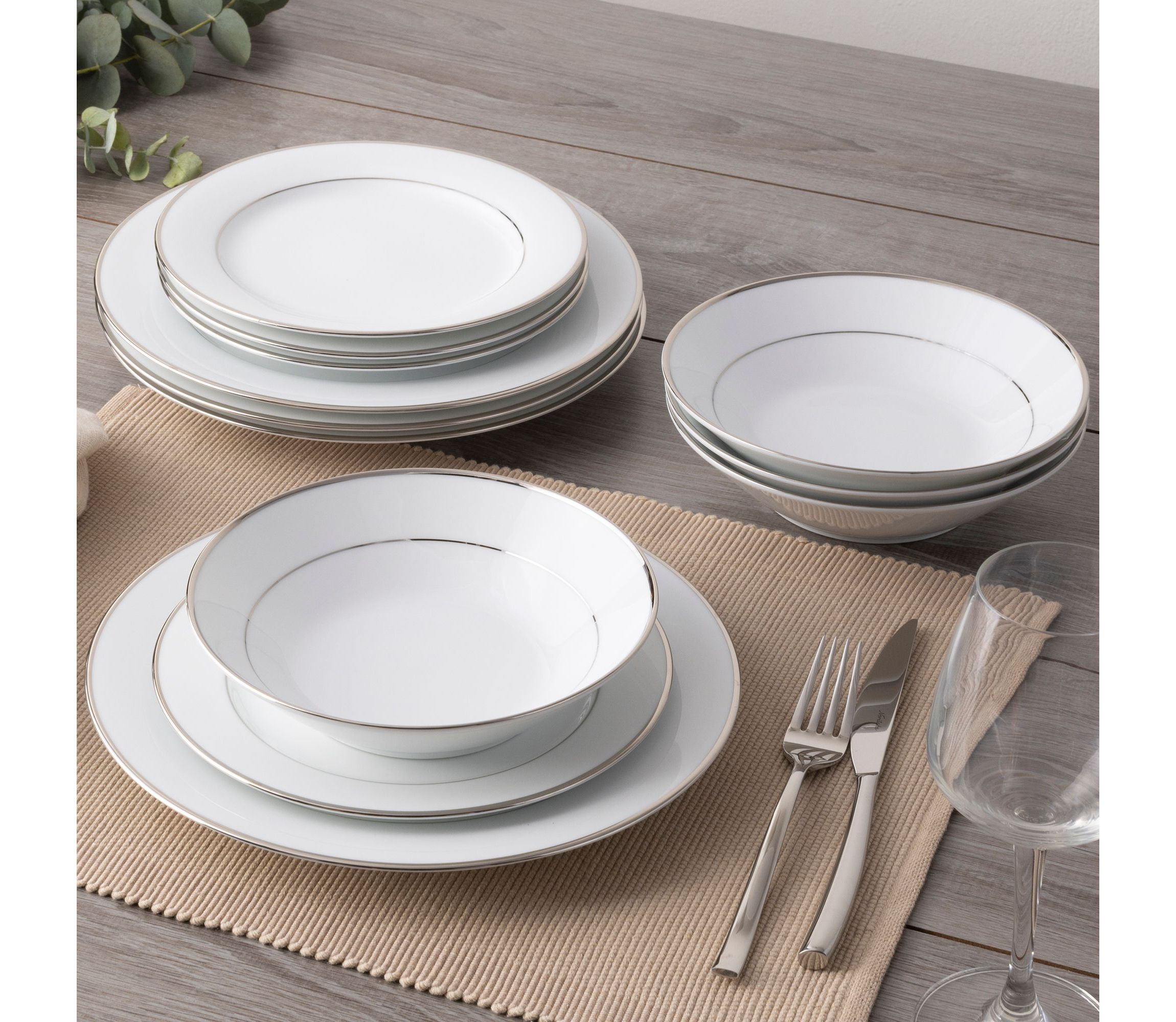 Spectrum Set Of 4 Salad Plates, 8-1/4"