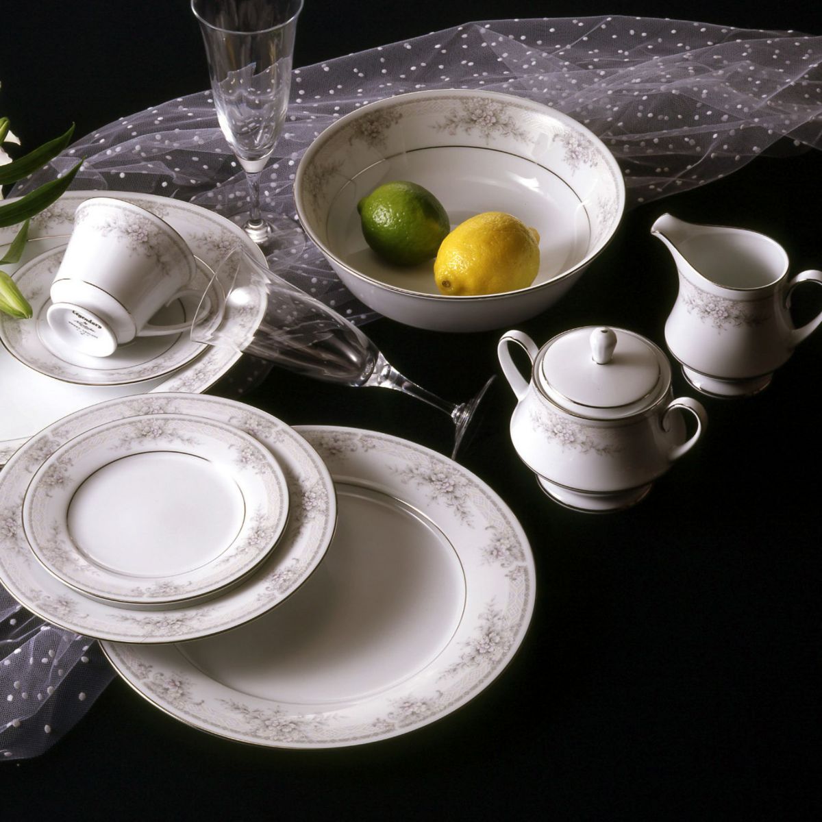 Sweet Leilani 5-Piece Place Setting, Service For 1