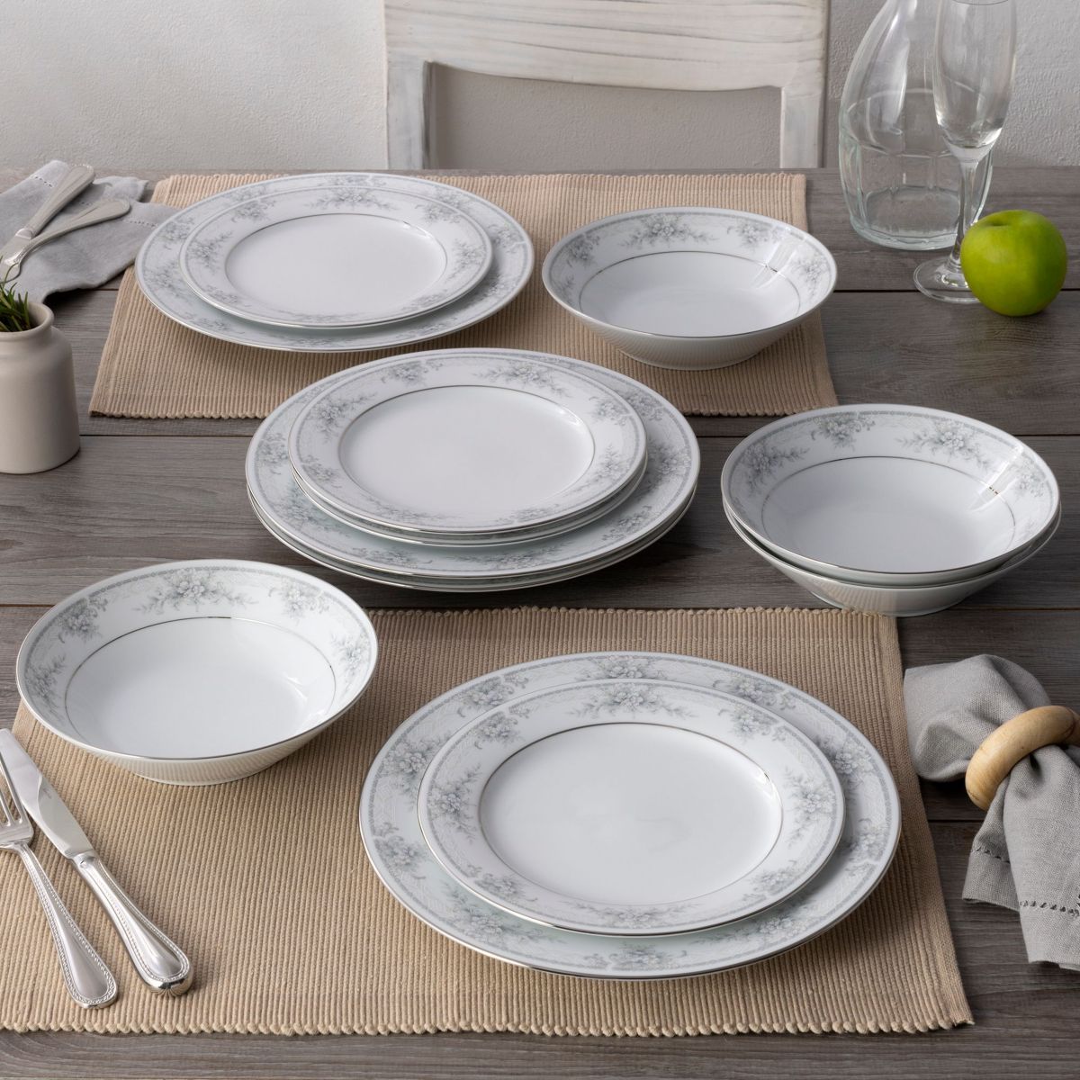 Sweet Leilani 12-Piece Dinnerware Set, Service for 4