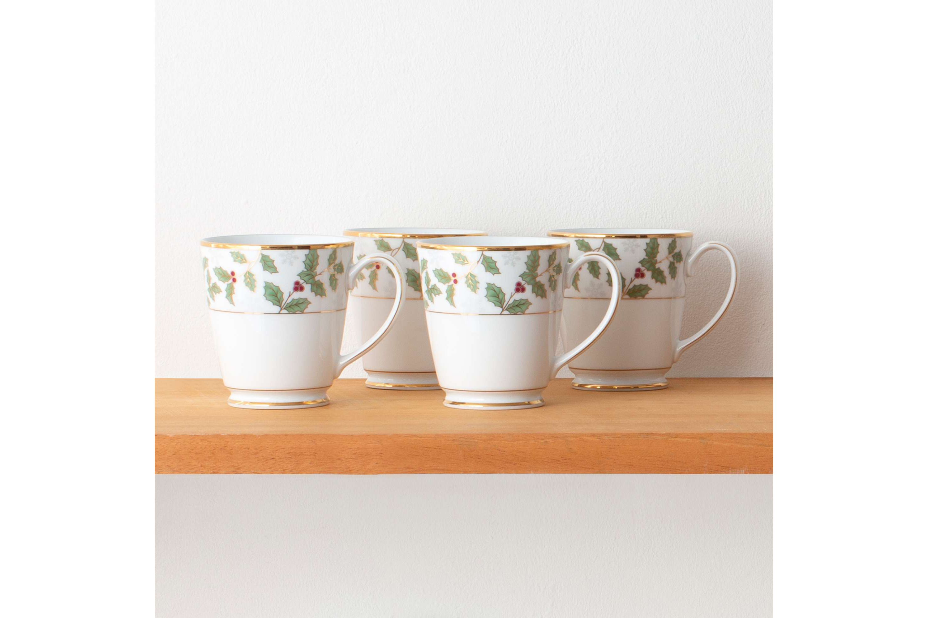 Holly & Berry Gold Set Of 4 Mugs, 12 Oz.