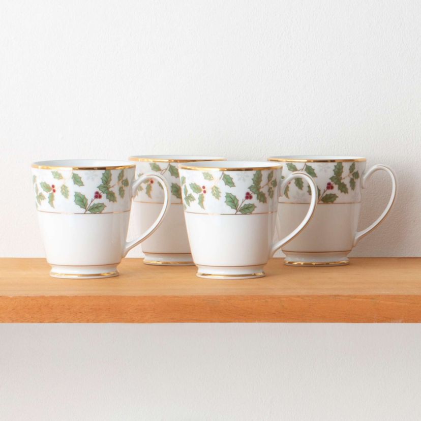 Holly & Berry Gold Set Of 4 Mugs, 12 Oz.