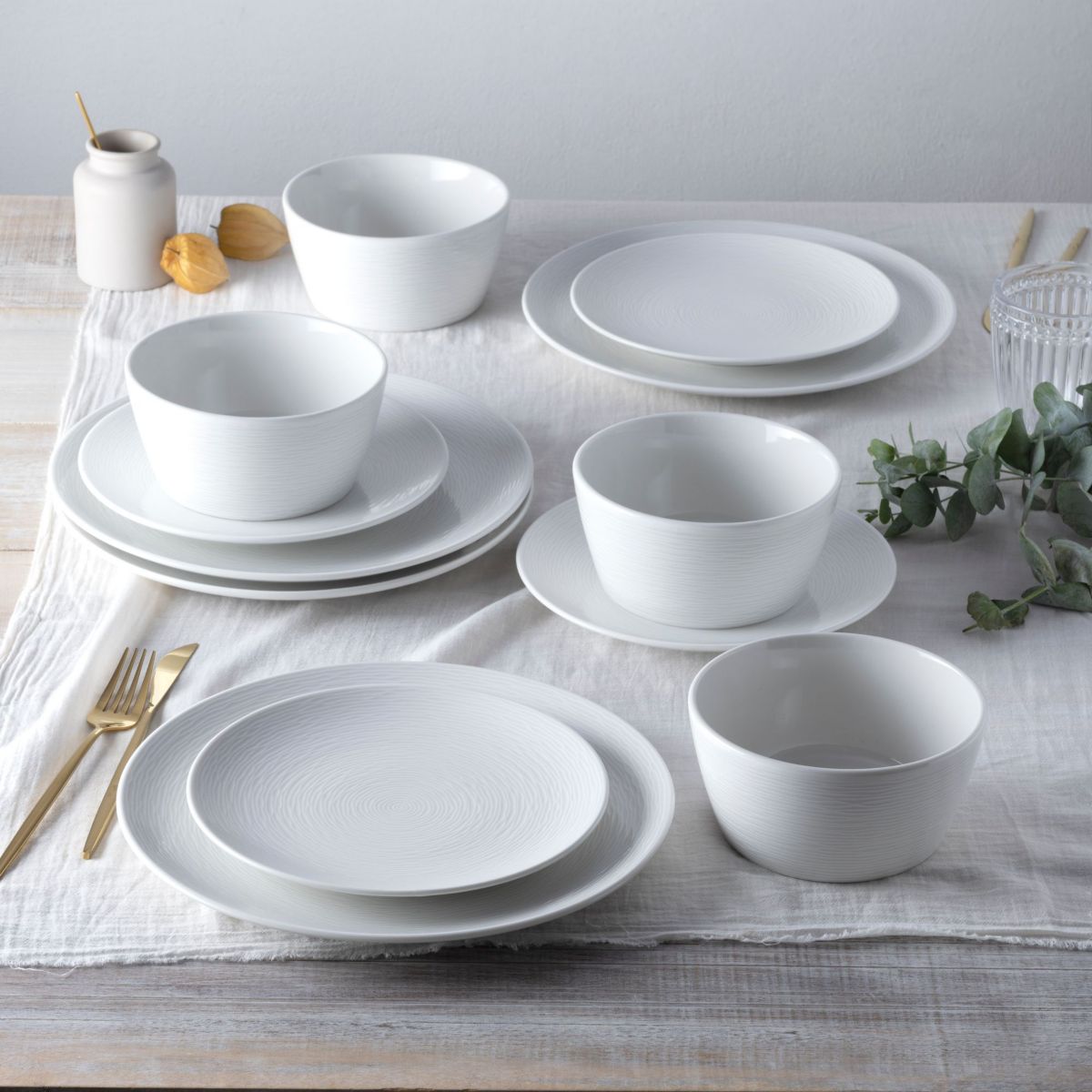 Colorscapes 12-Piece Coupe Dinnerware Set, Service For 4
