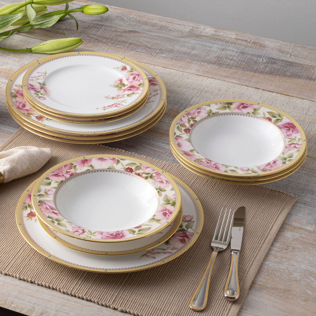 Hertford 12-Piece Dinnerware Set, Service for 4