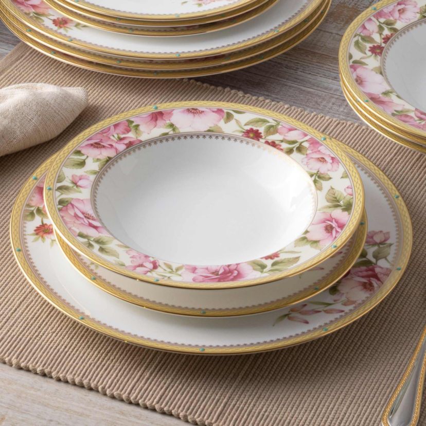 Hertford 12-Piece Dinnerware Set, Service for 4