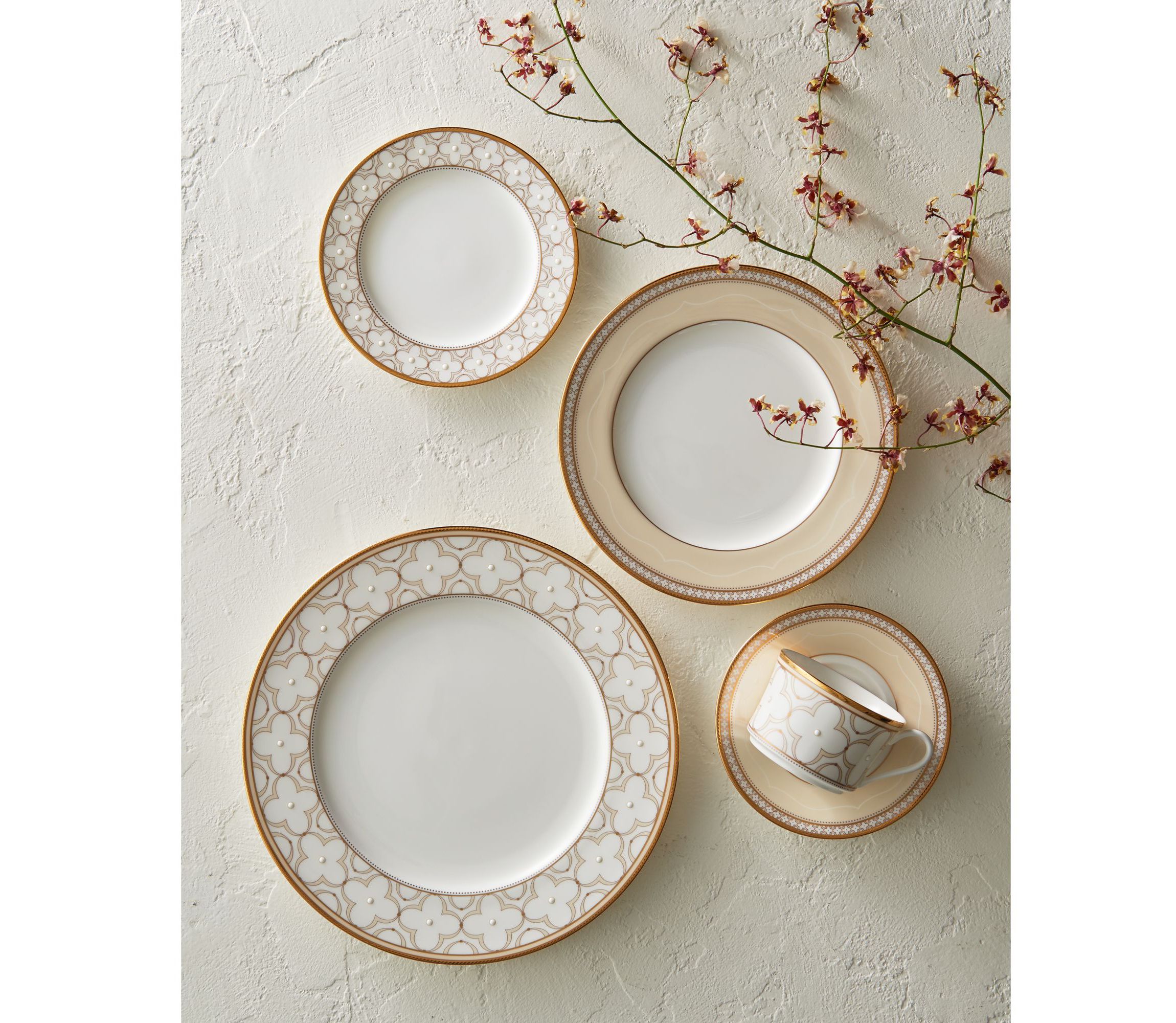 Trefolio Gold Set Of 4 Cups, 7-1/2 oz.