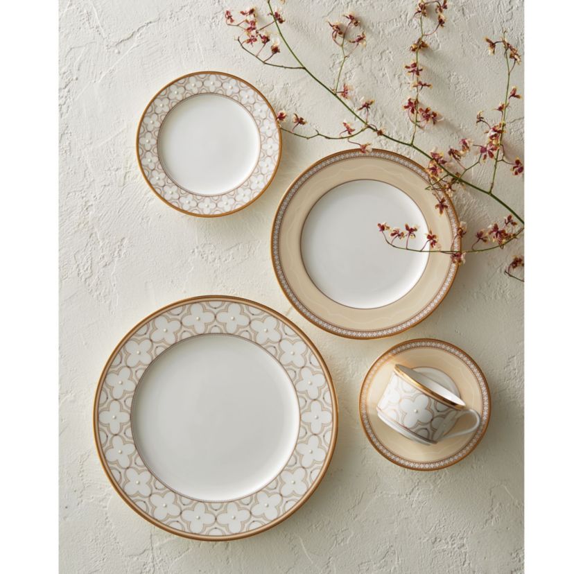 Trefolio Gold Set Of 4 Saucers, 6"