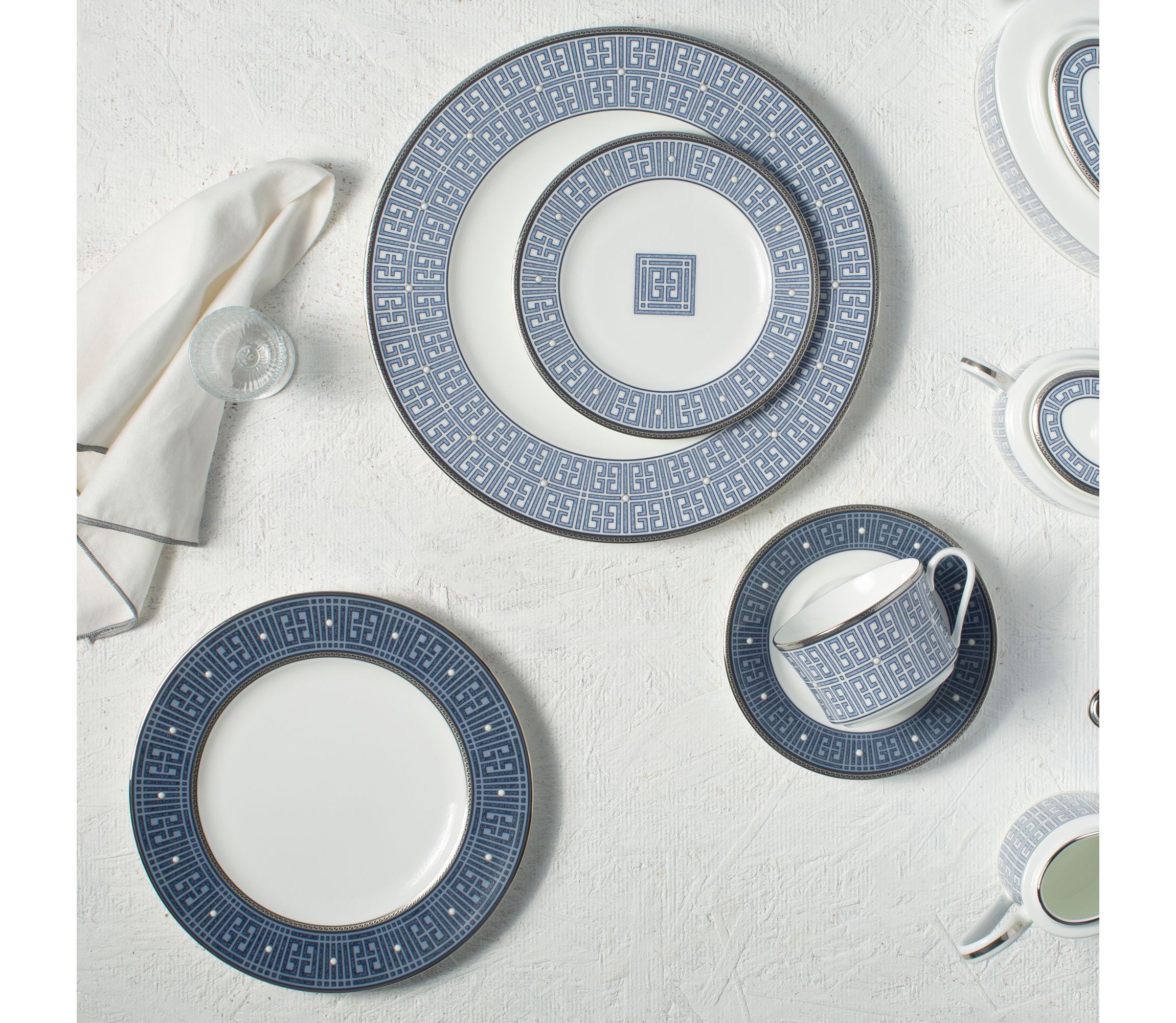 Infinity Set Of 4 Bread & Butter/Appetizer Plates, 6-1/2"