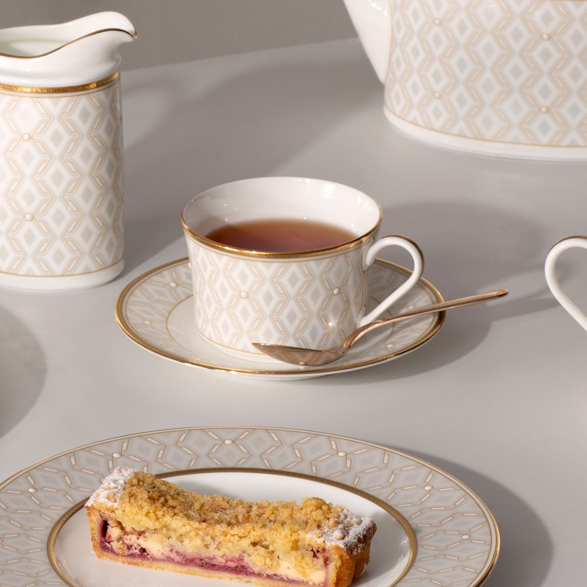 Noble Pearl 5-Piece Place Setting, Service for 1