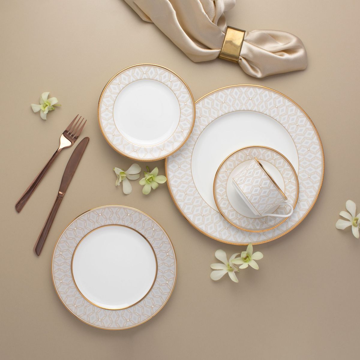 Noble Pearl Set Of 4 Bread & Butter/Appetizer Plates, 6-1/2"