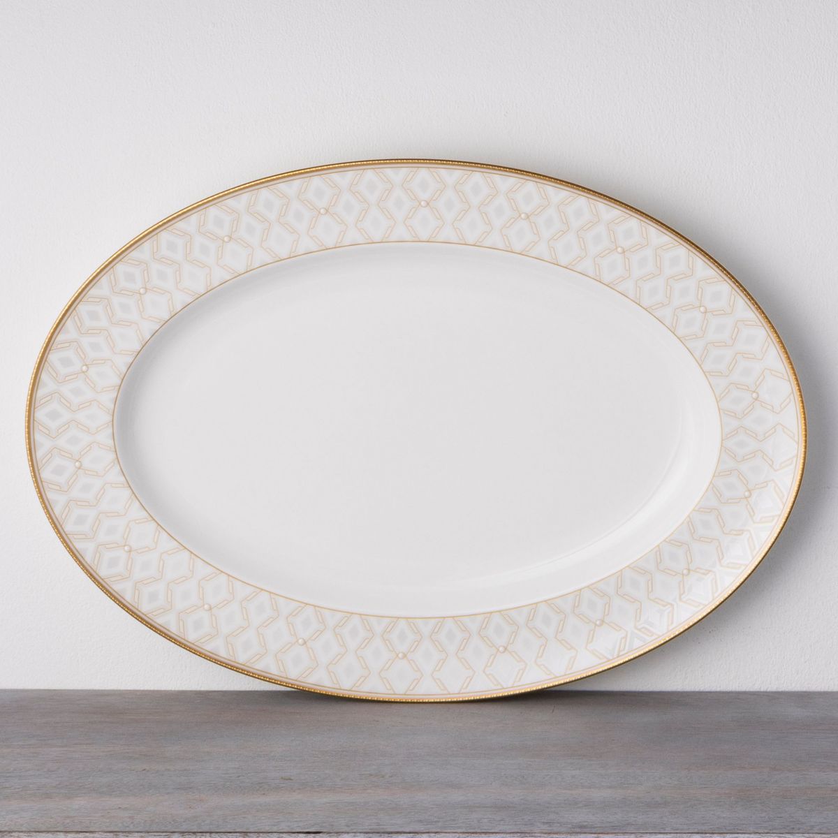 Noble Pearl Oval Platter, 16"