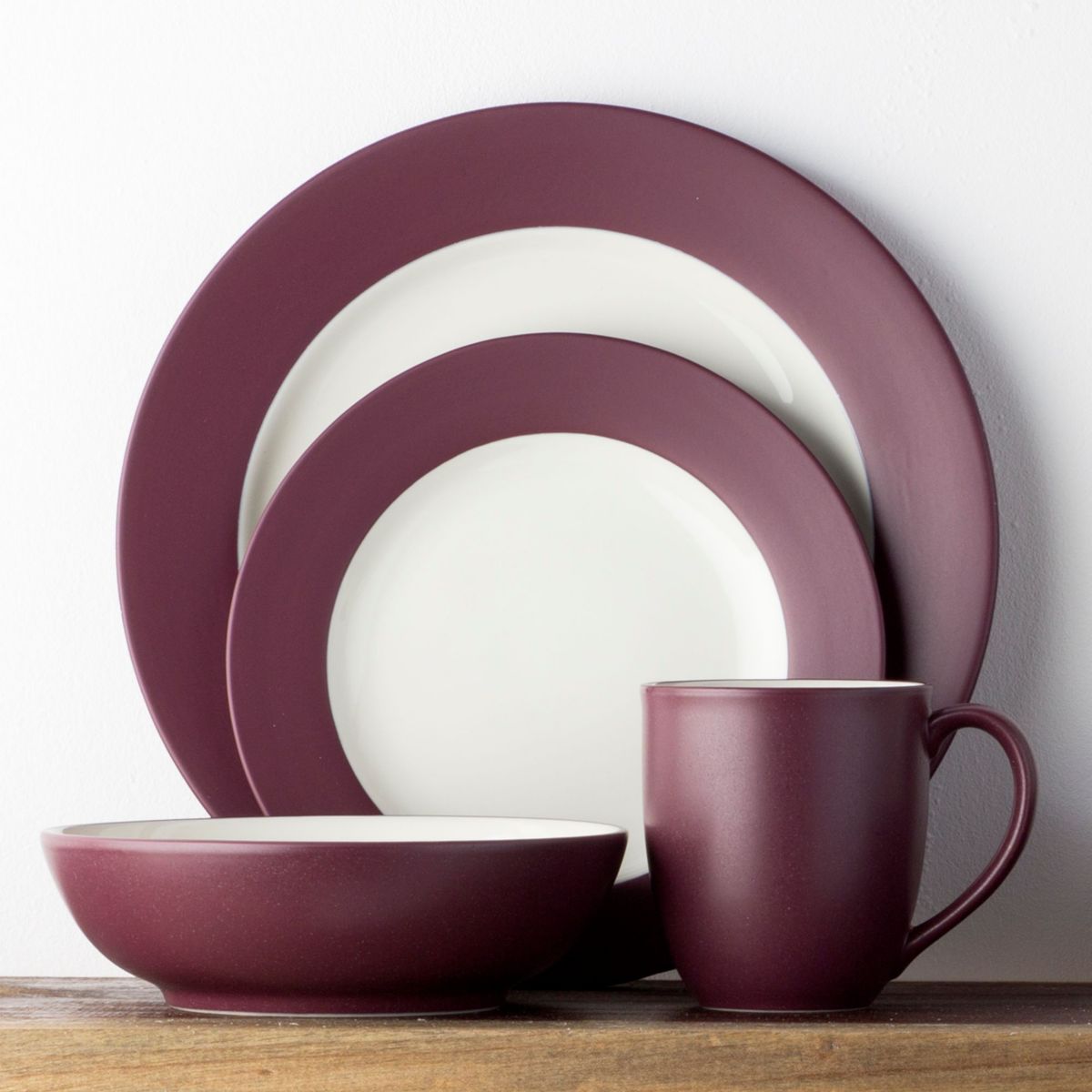 Colorwave 4-Piece Rim Place Setting, Service for 1