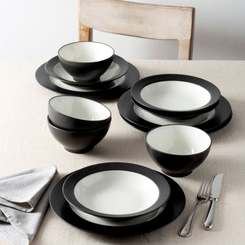Colorwave 12 Piece Rim Set, Service for 4