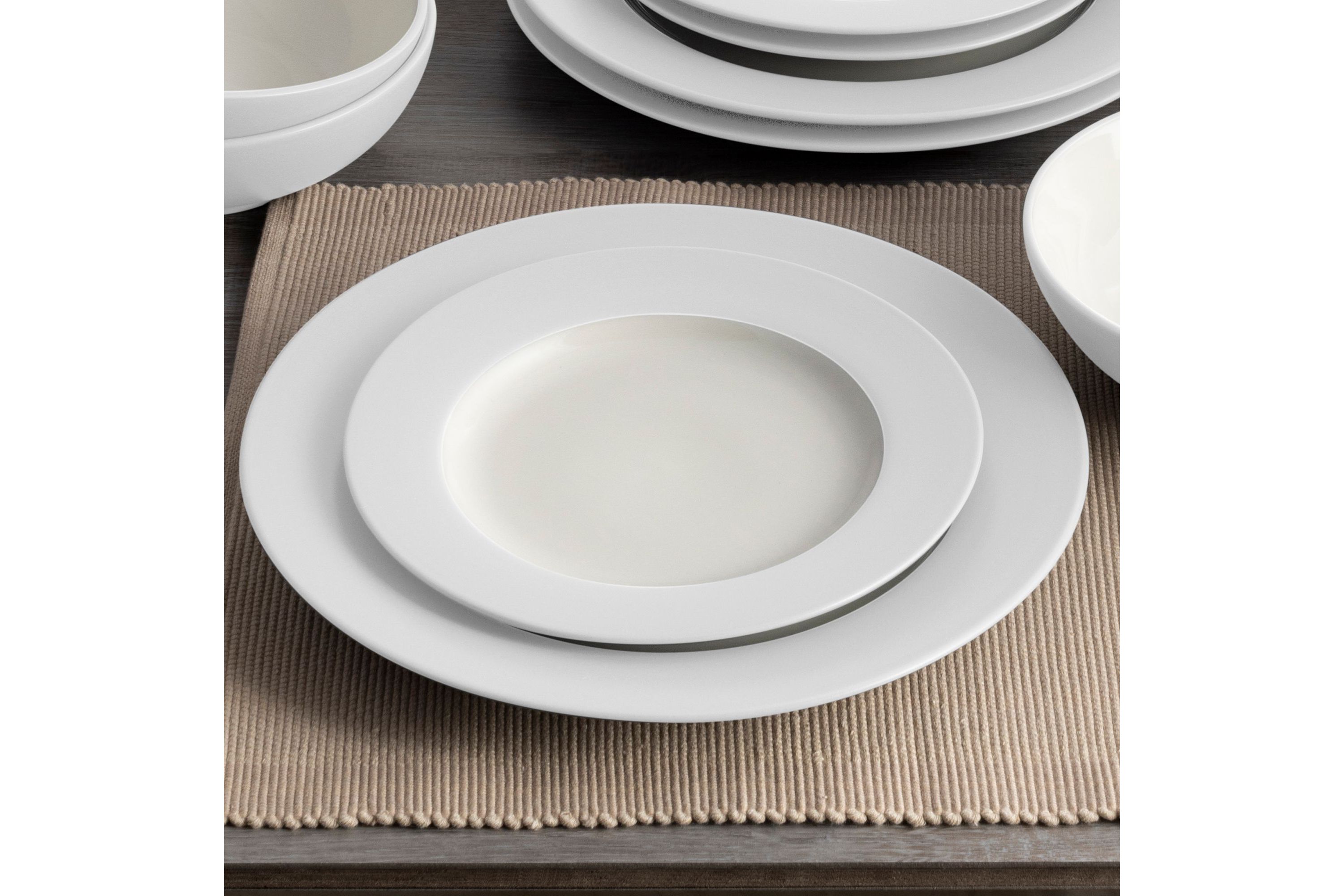 Colorwave Set Of 4 Rim Dinner Plates, 11"