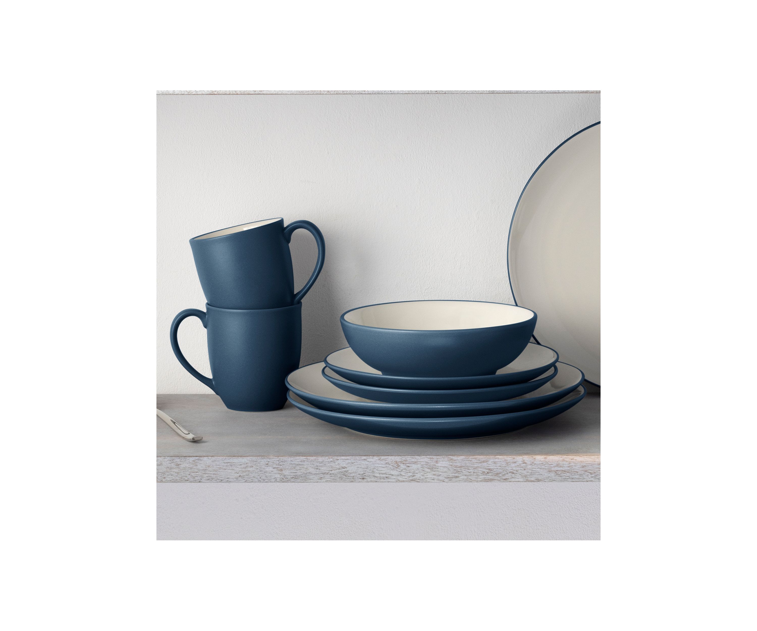 Colorwave Blue Coupe 16 Piece Dinnerware Set
