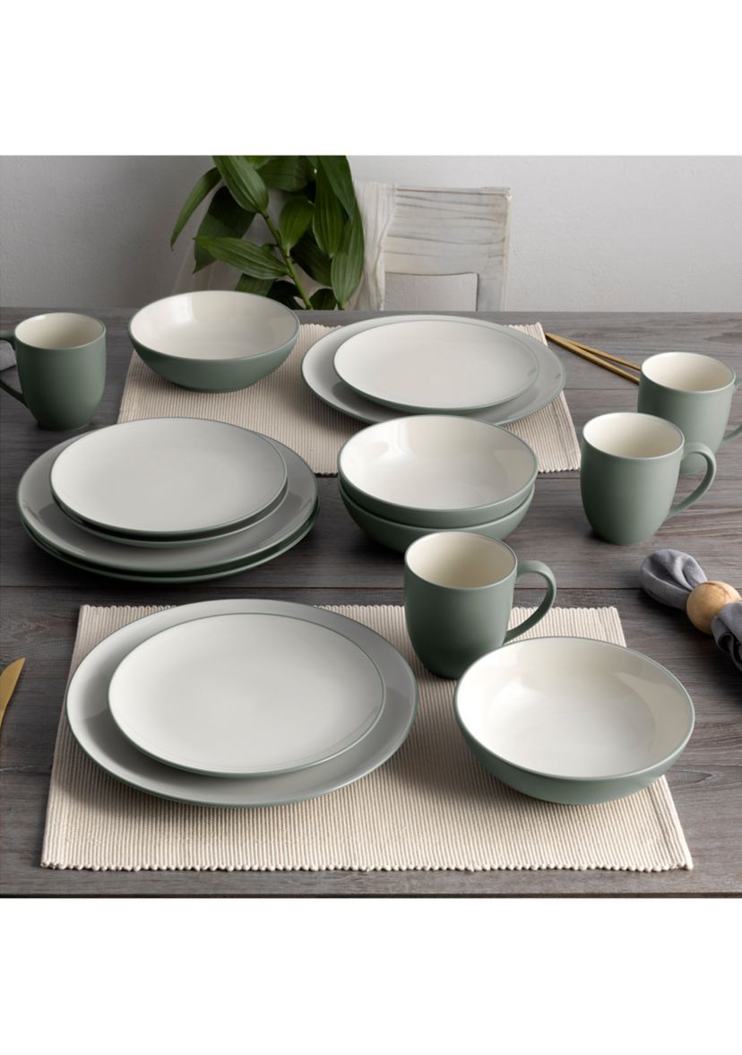 Colorwave Green Coupe 16 Piece Dinnerware Set