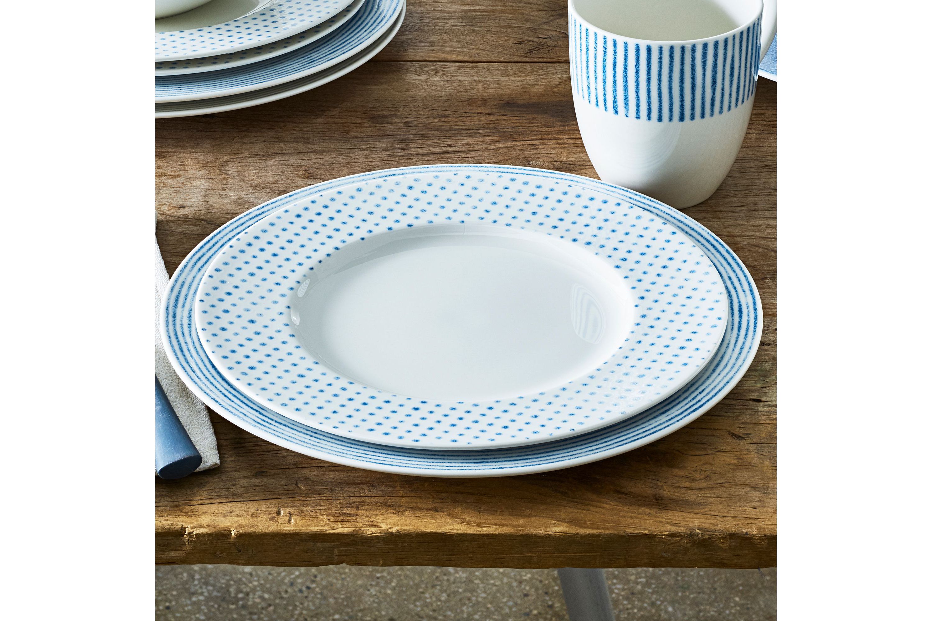 Hammock 12-Piece Rim Dinnerware Set, Service for 4