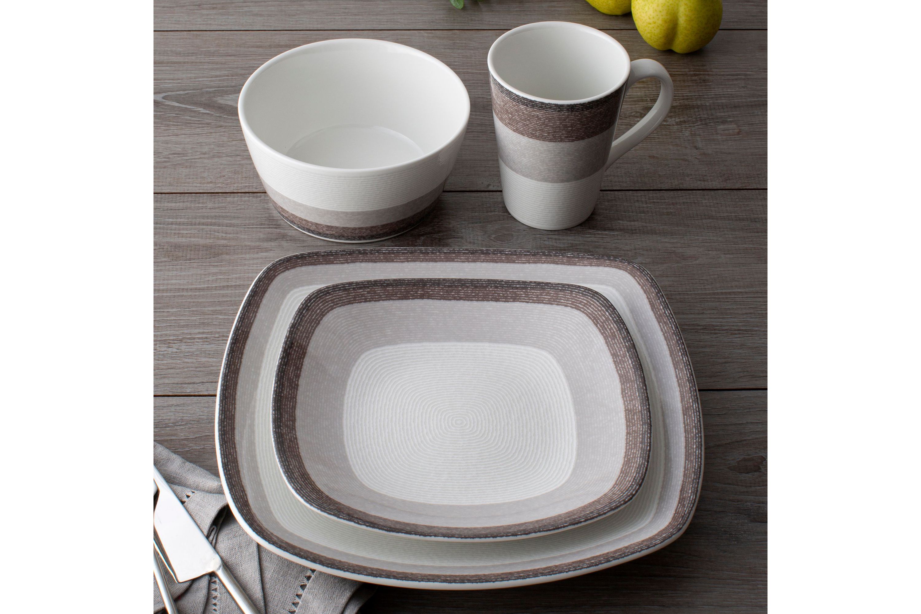 Colorscapes Layers 4-Piece Square Place Setting