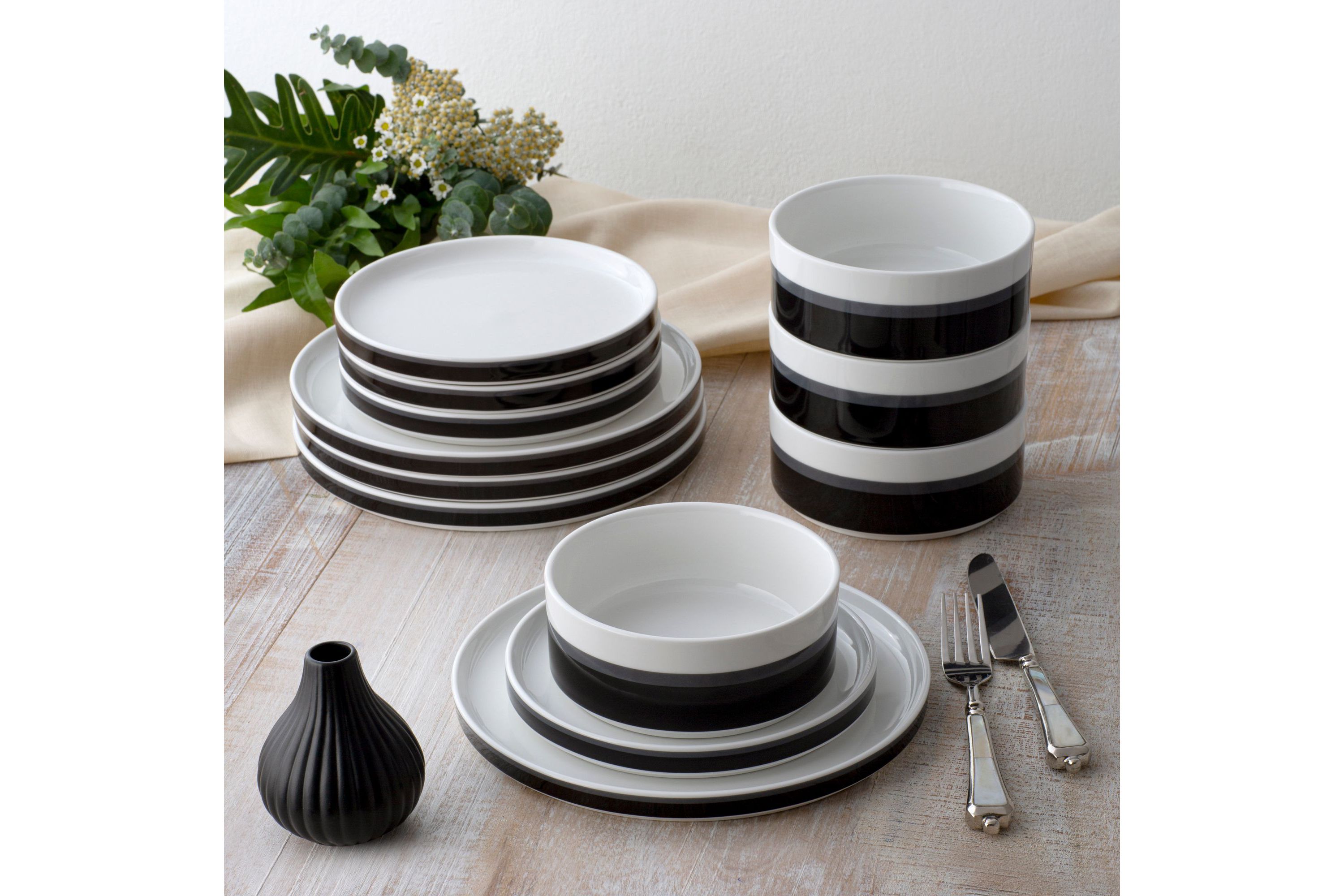 Colorstax Stripe 12-Piece Set