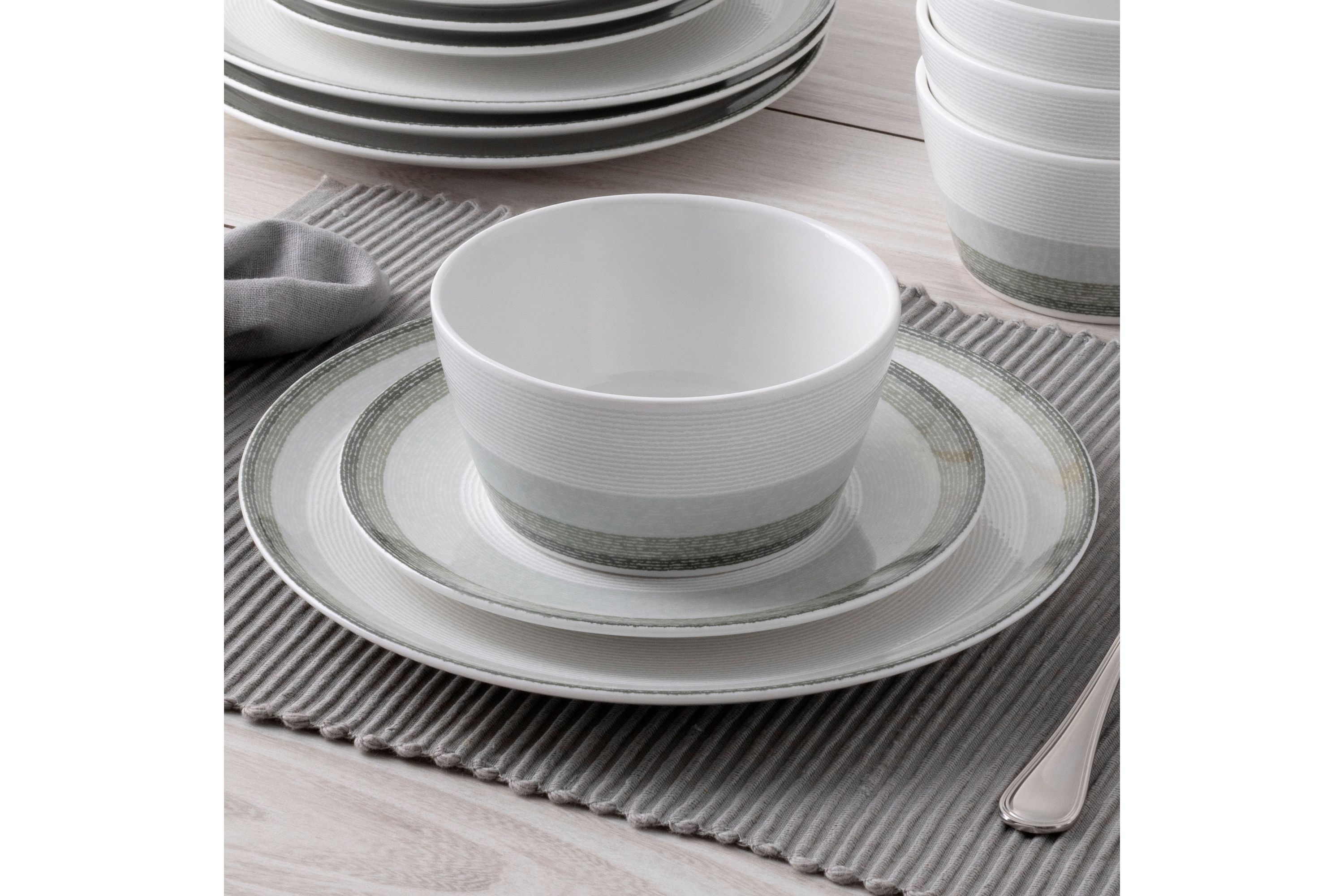 Colorscapes Layers 4-Piece Coupe Place Setting