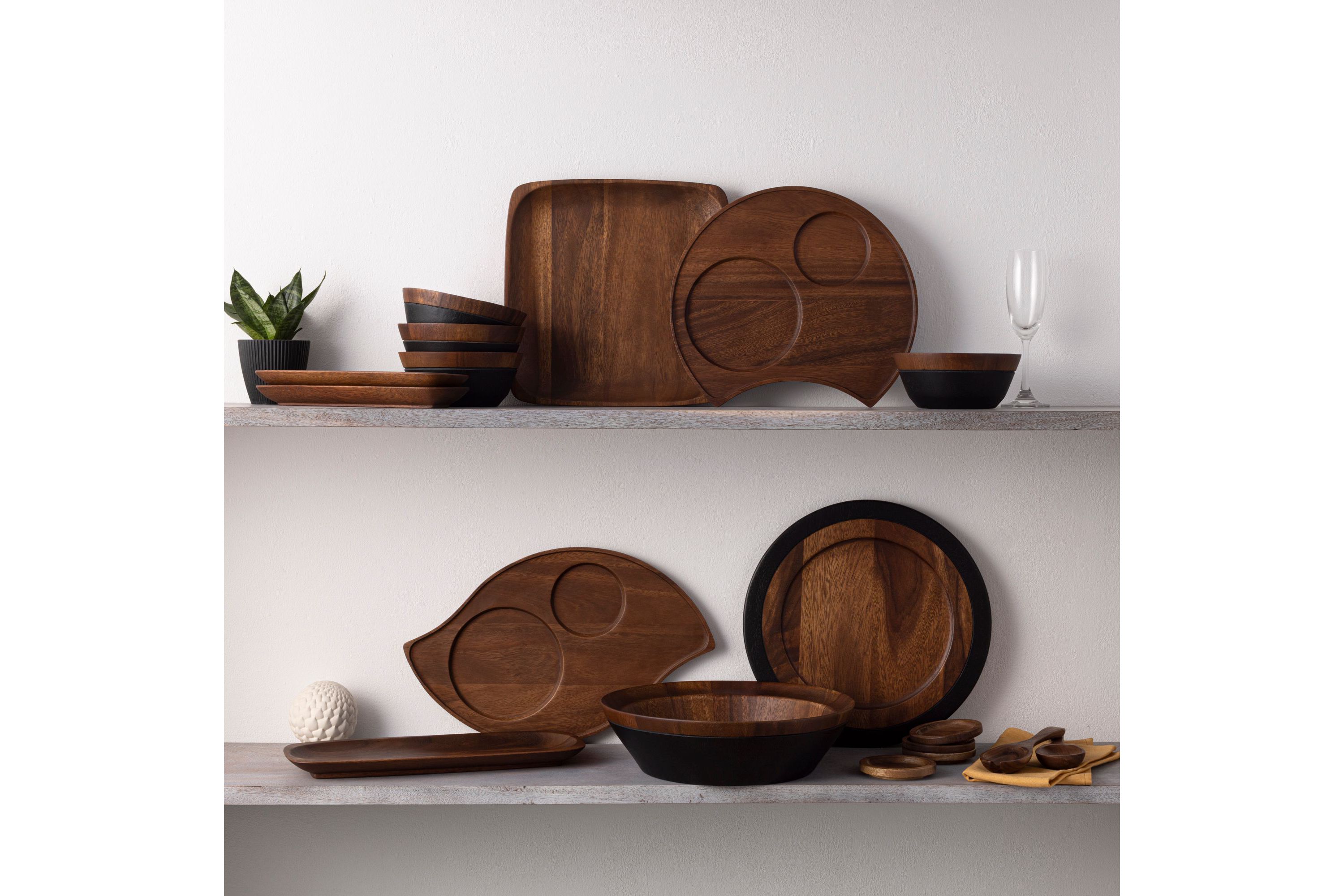 Kona Wood Square Plate, 12"