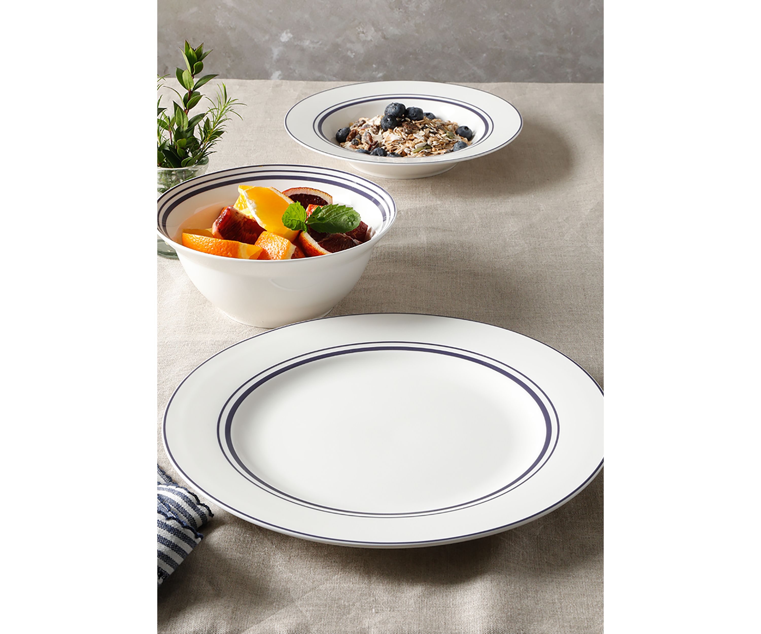 Le Marais 12 Piece Fine Ceramic Dinnerware Set