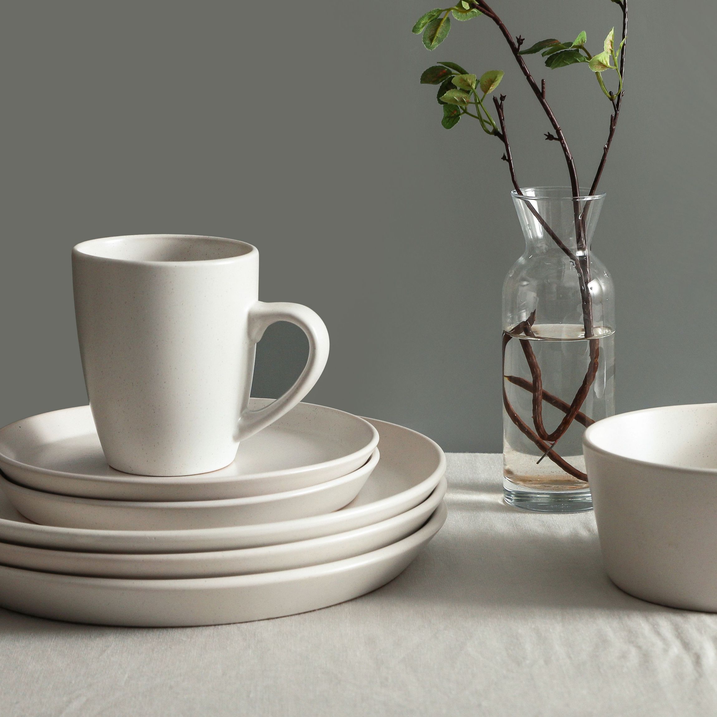 Albie Stoneware Dinnerware Set