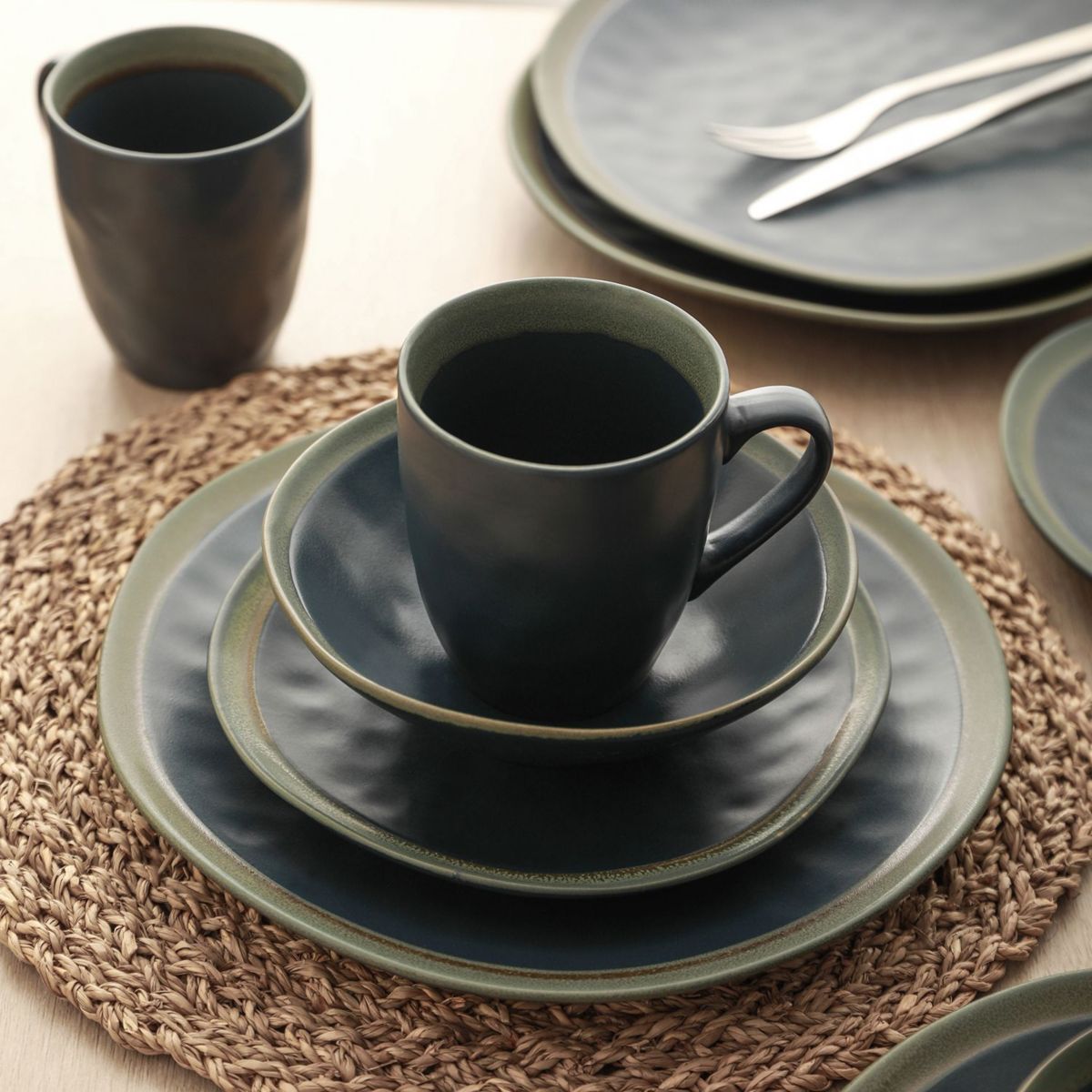 Serafina Stoneware Dinnerware Set