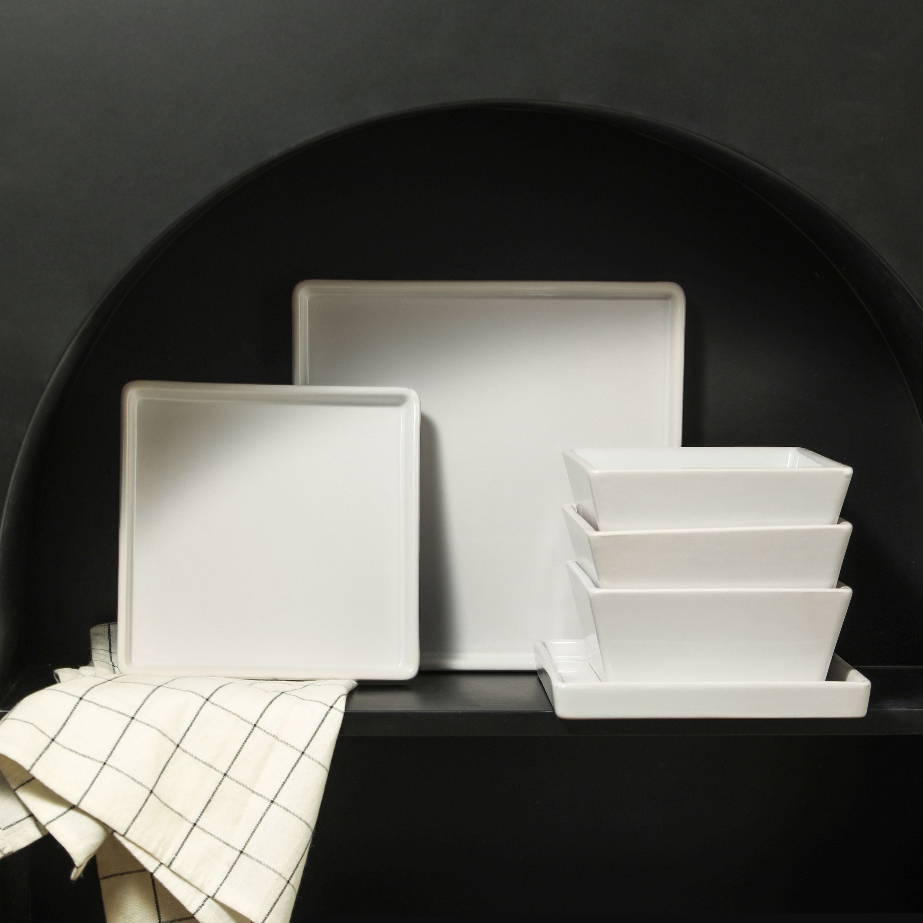 Grace Stoneware Dinnerware Set