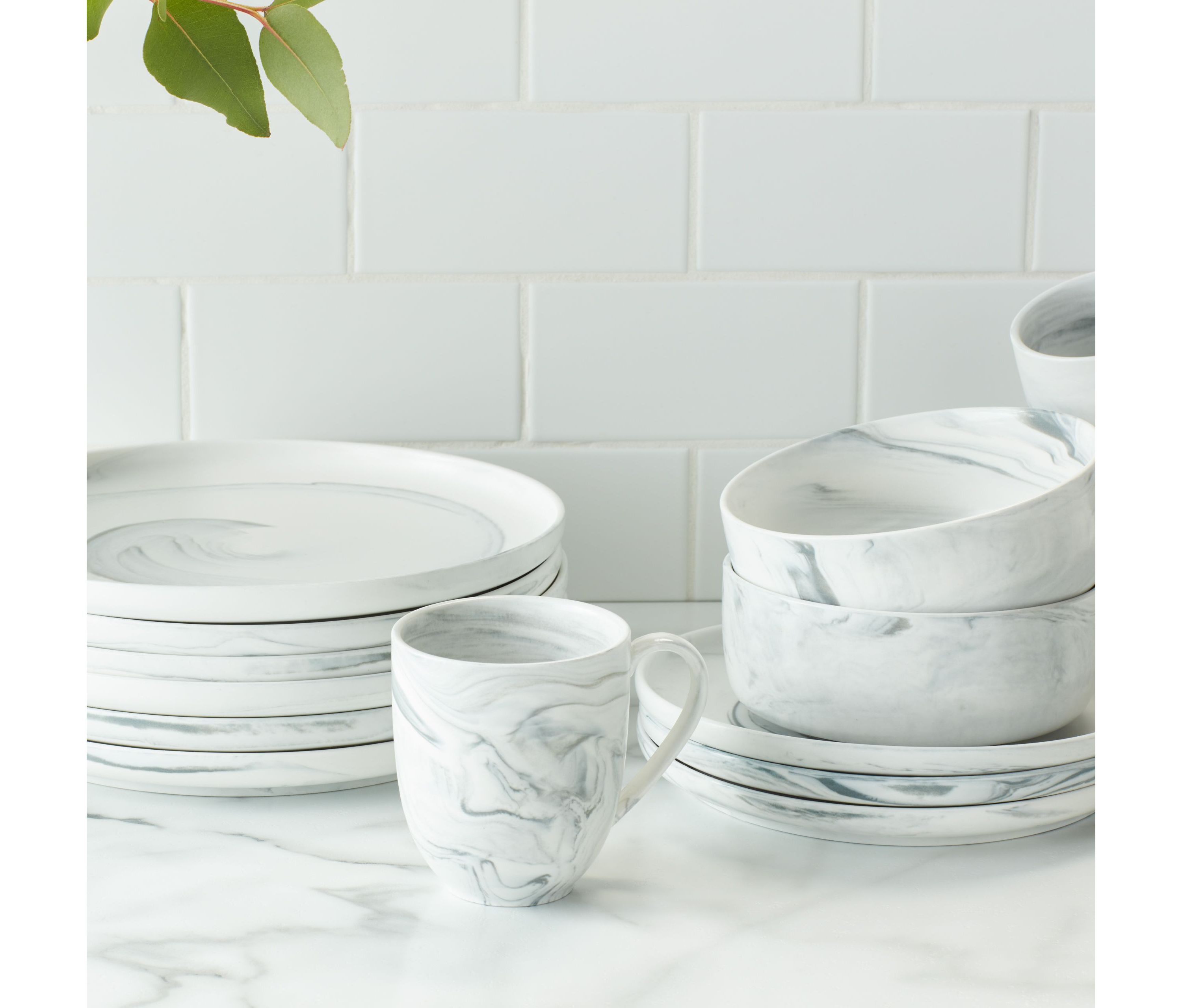 Brighton 32 pcs Dinnerware Set