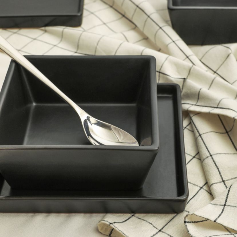 Grace Stoneware Dinnerware Set
