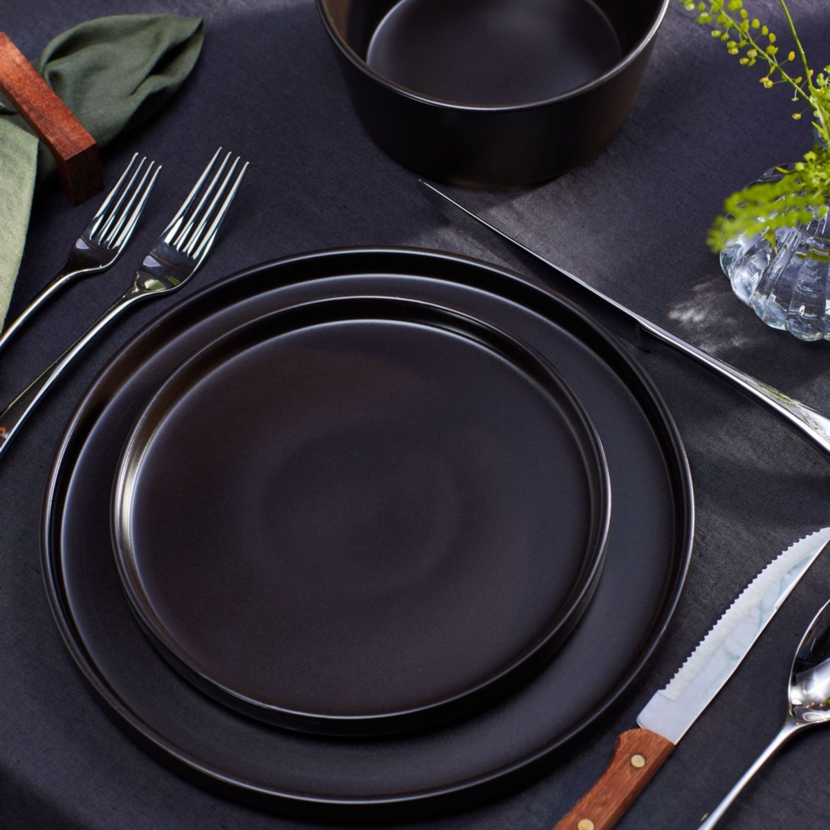 Celina Stoneware Dinnerware Set