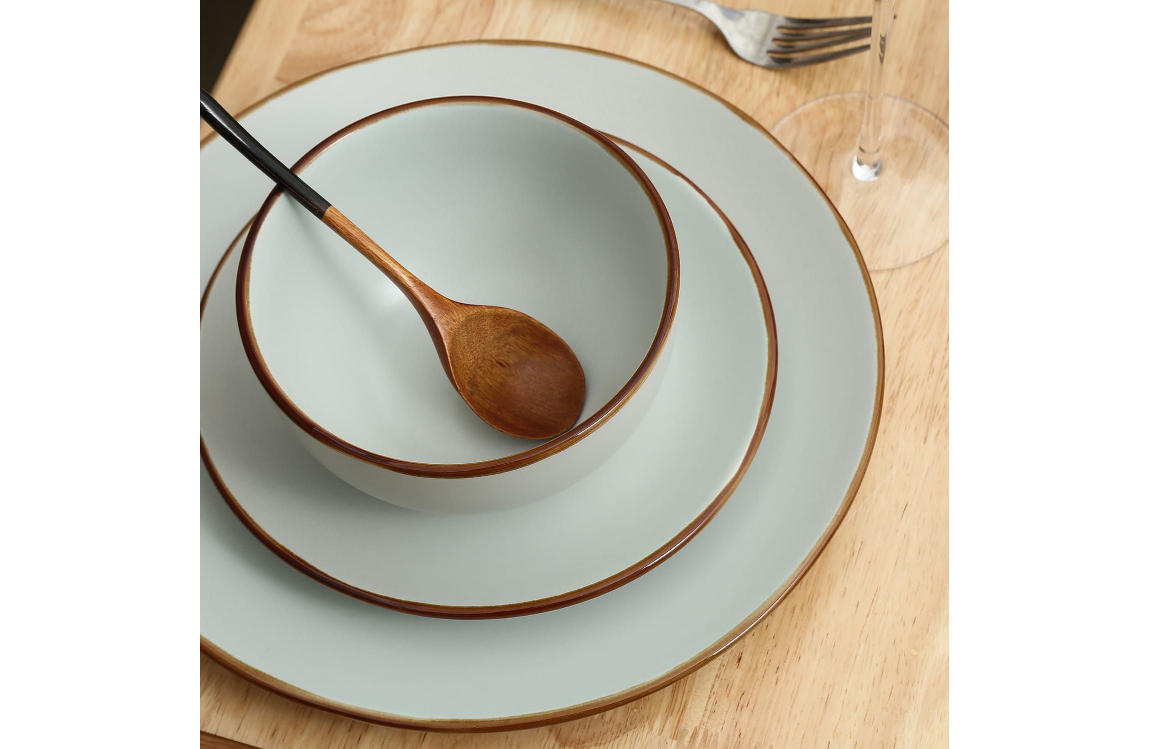 Brasa 16 pcs Dinnerware Set