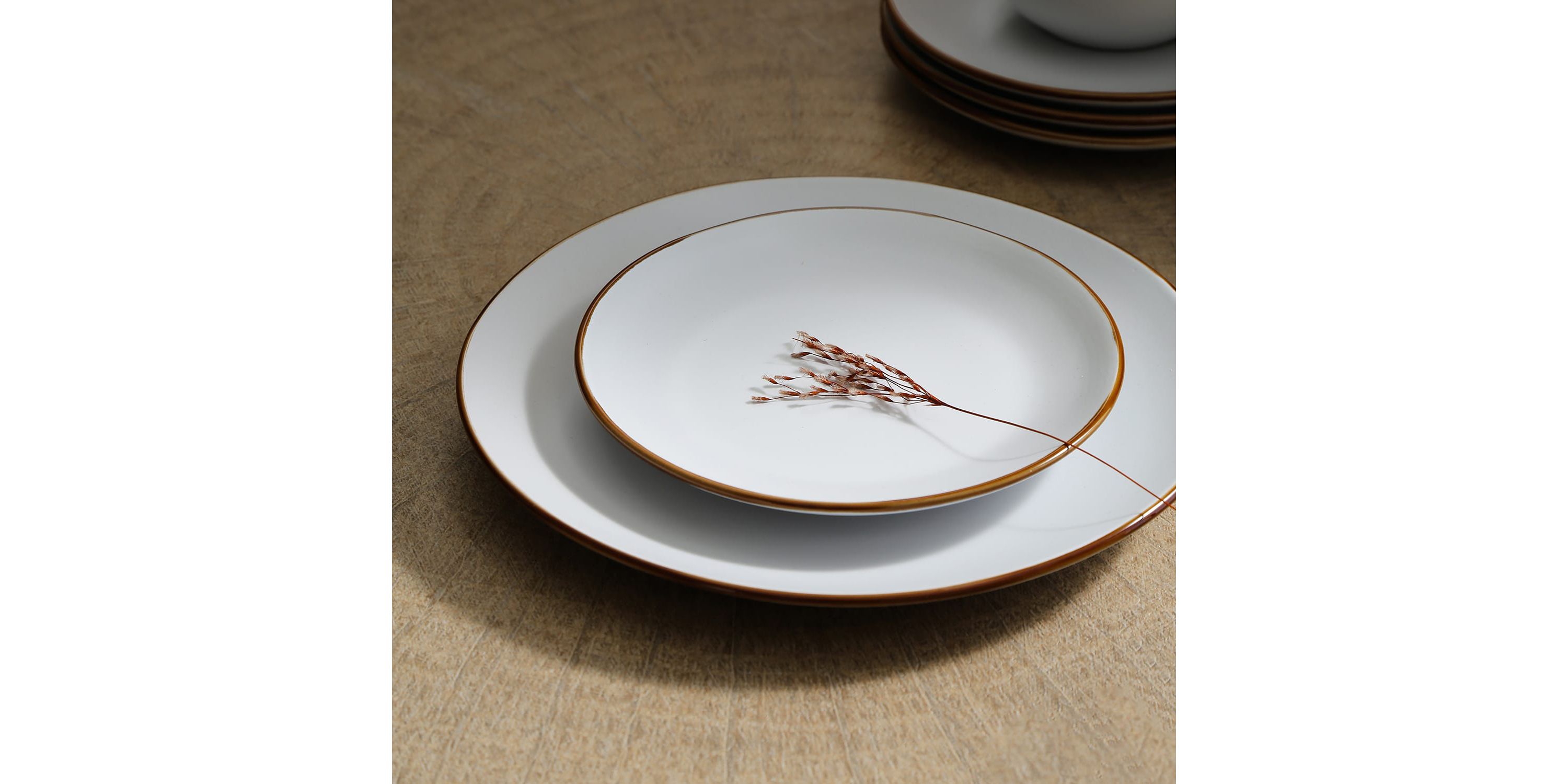 Brasa 32 pcs Dinnerware Set