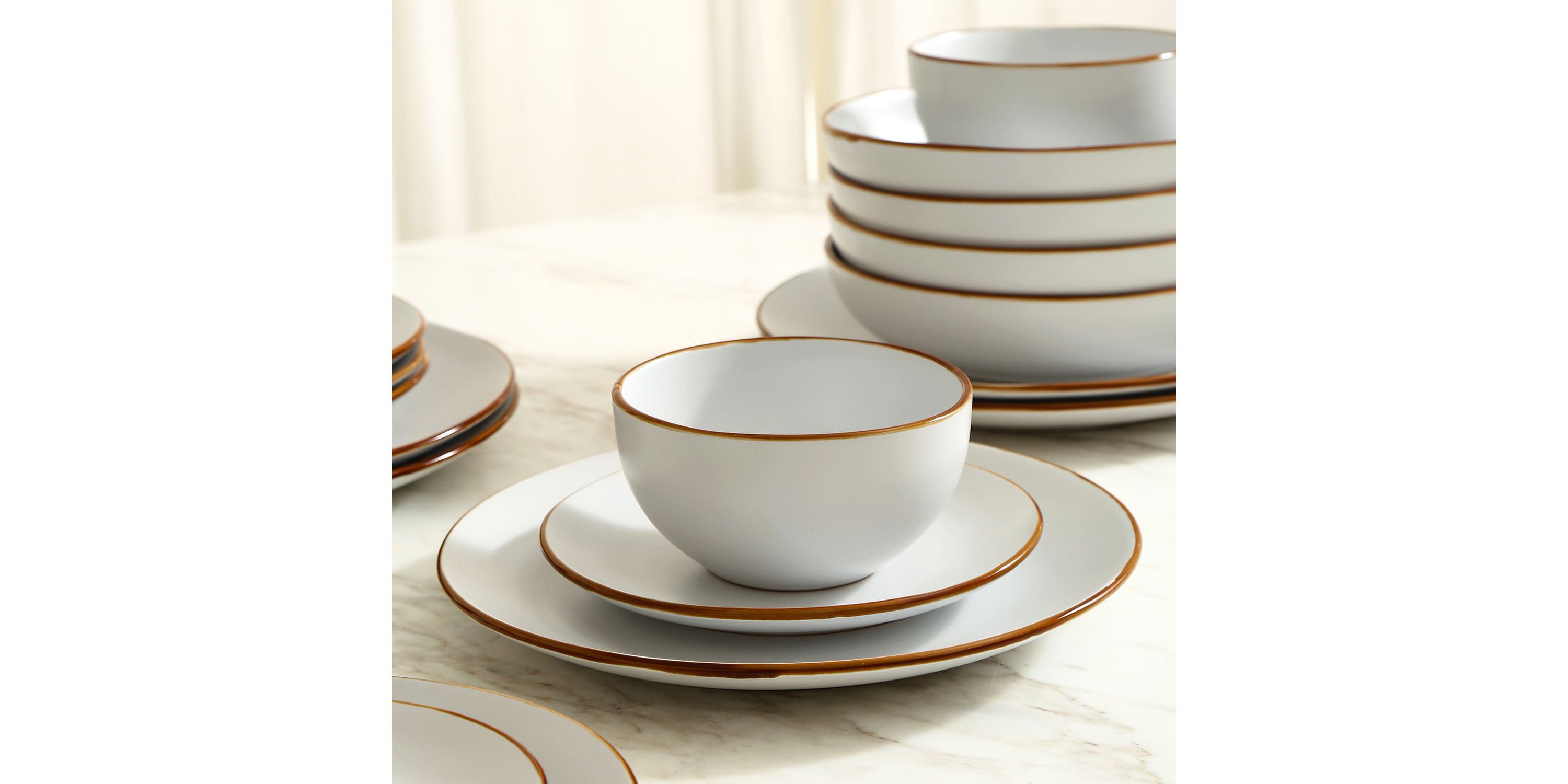 Brasa 32 pcs Dinnerware Set