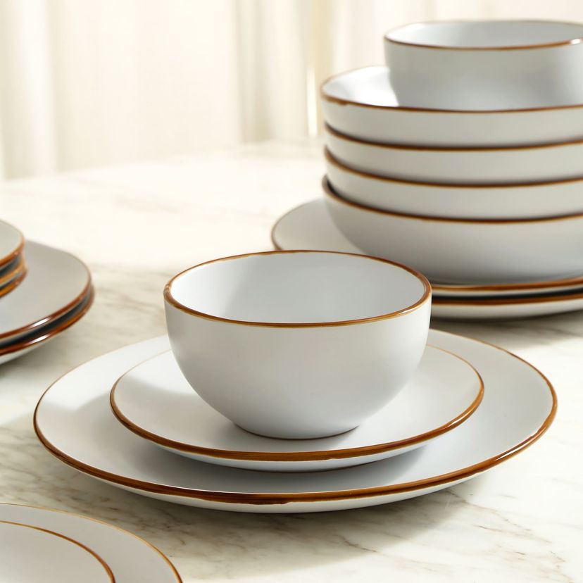 Brasa 32 pcs Dinnerware Set