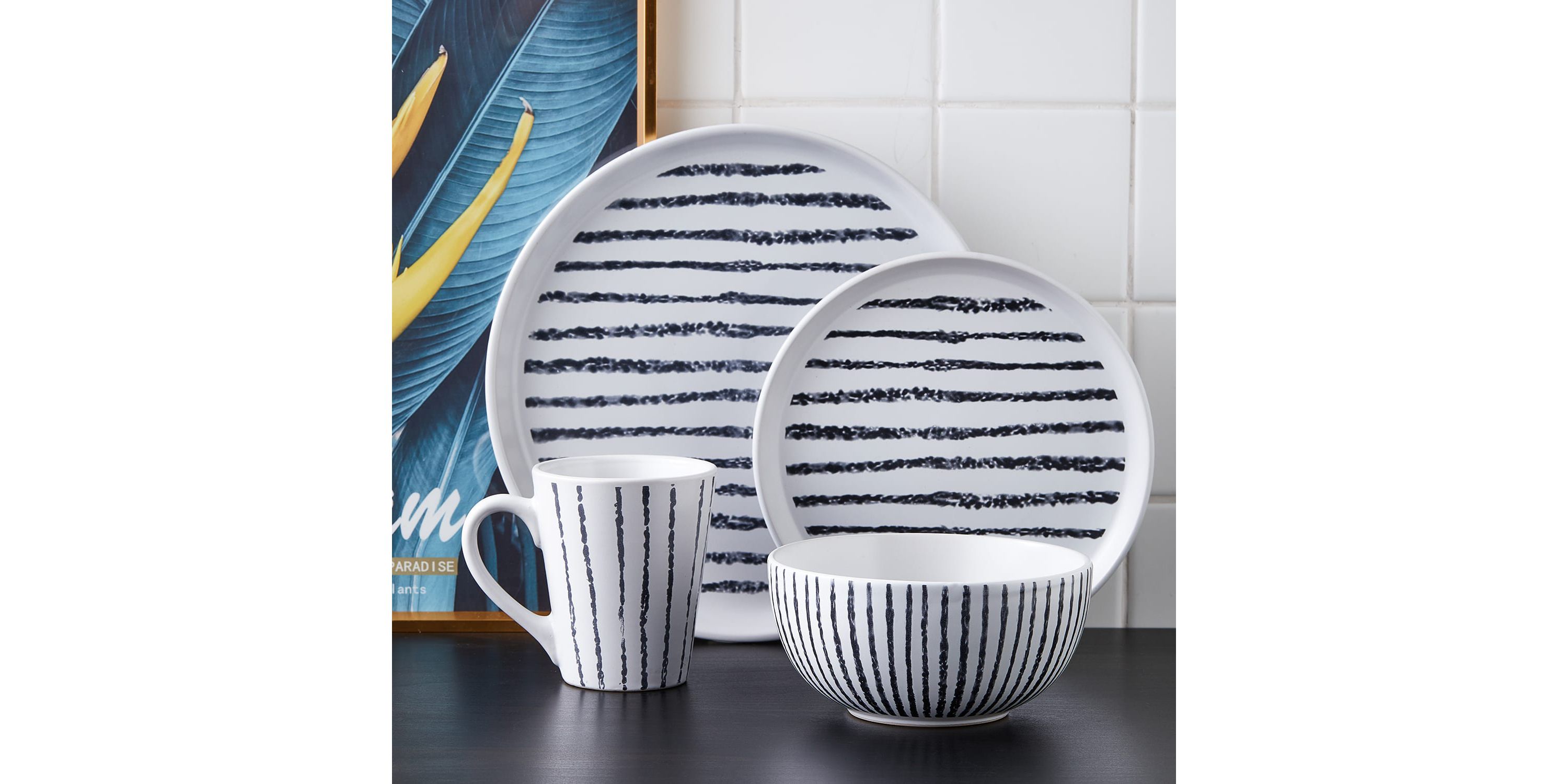Nova 16 pcs Dinnerware Set