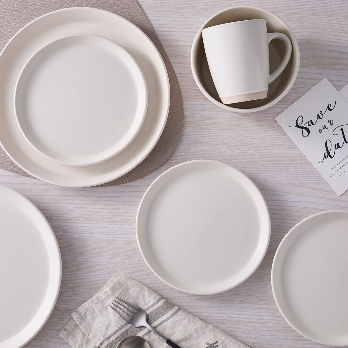 Jules 16 pcs Dinnerware Set