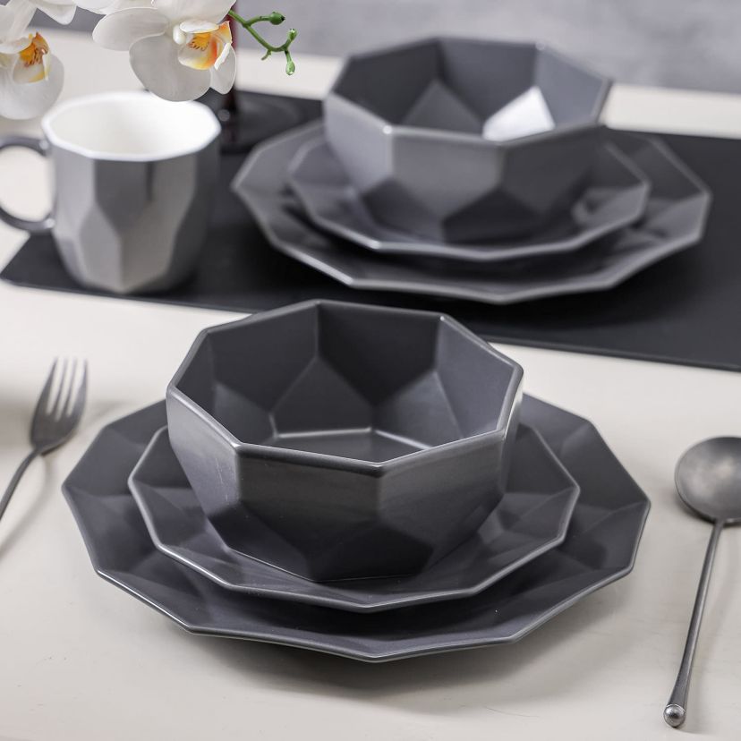 Jamie 16 pcs Dinnerware Set