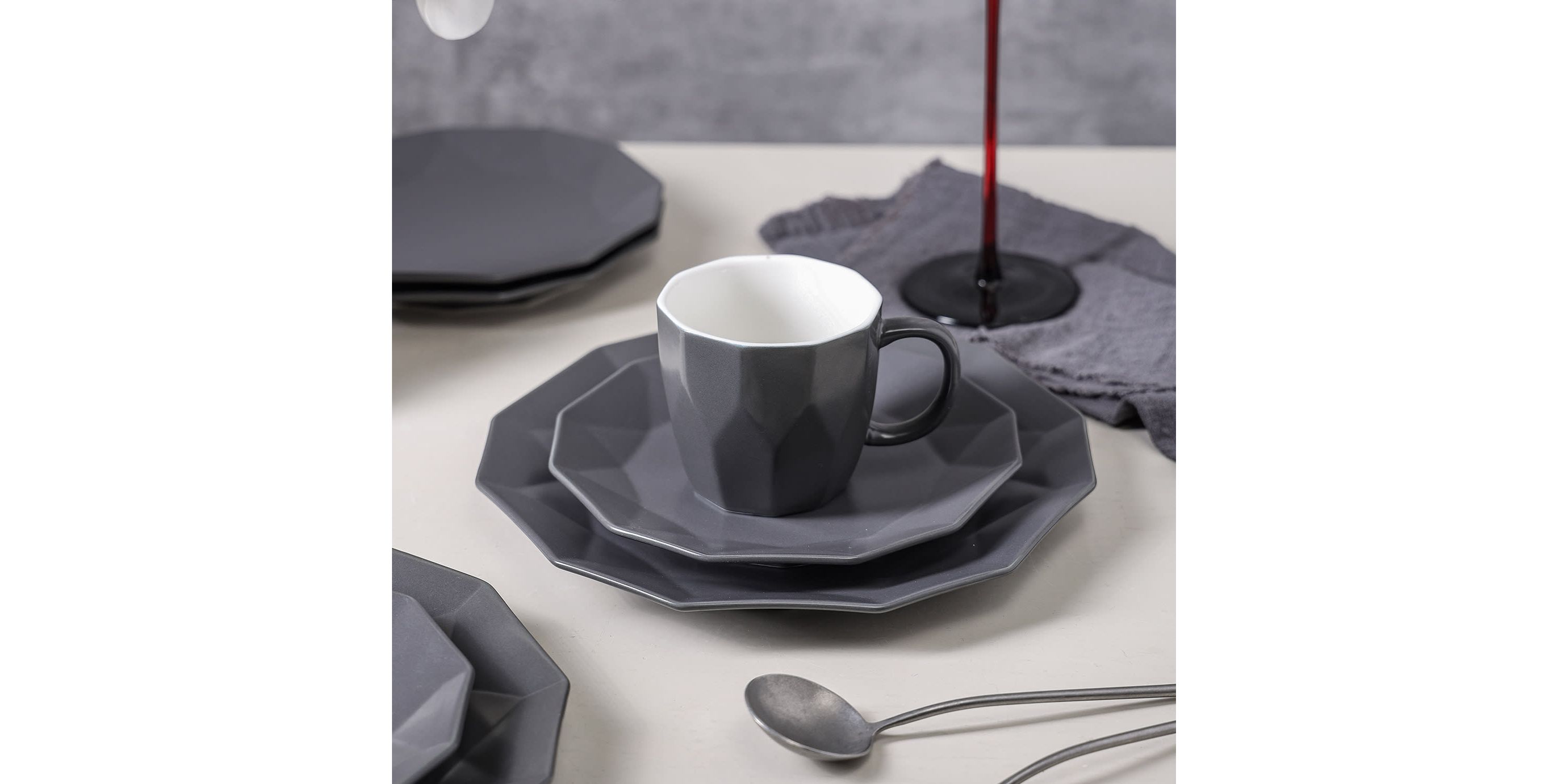 Jamie 16 pcs Dinnerware Set