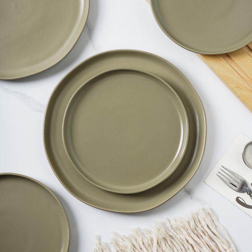 Tom 32 pcs Dinnerware Set