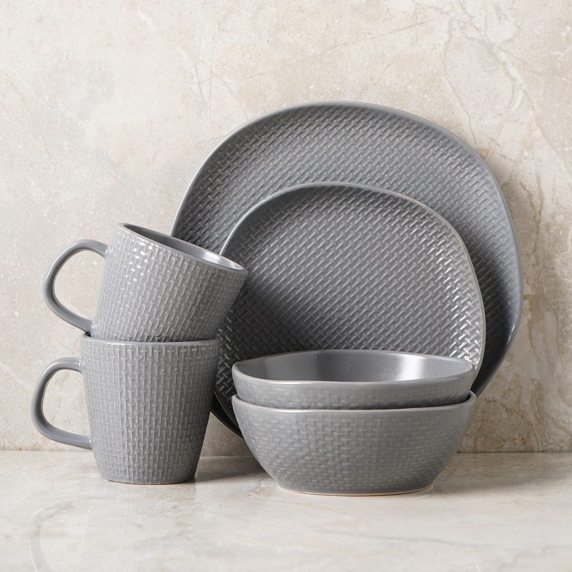 Abigail 32 pcs Dinnerware Set