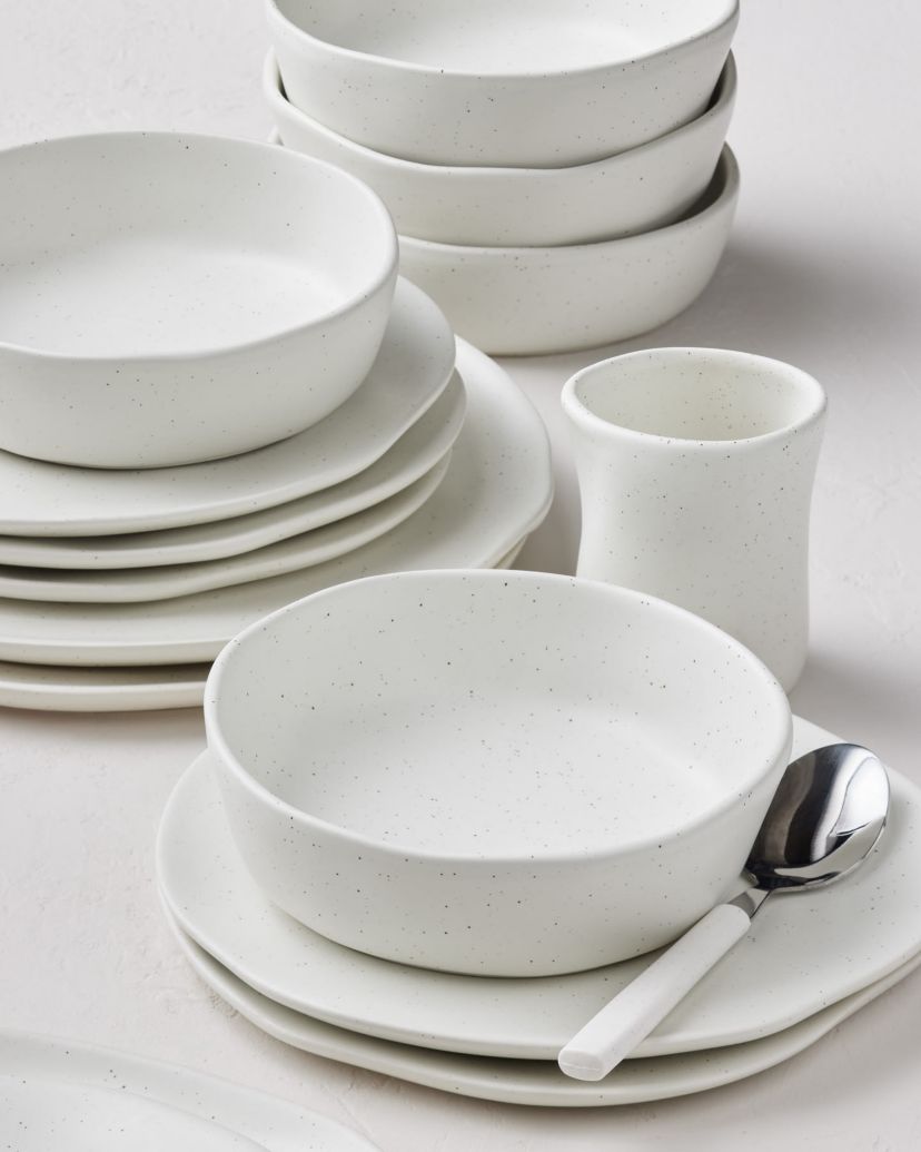Hekonda 32 pcs Dinnerware Set
