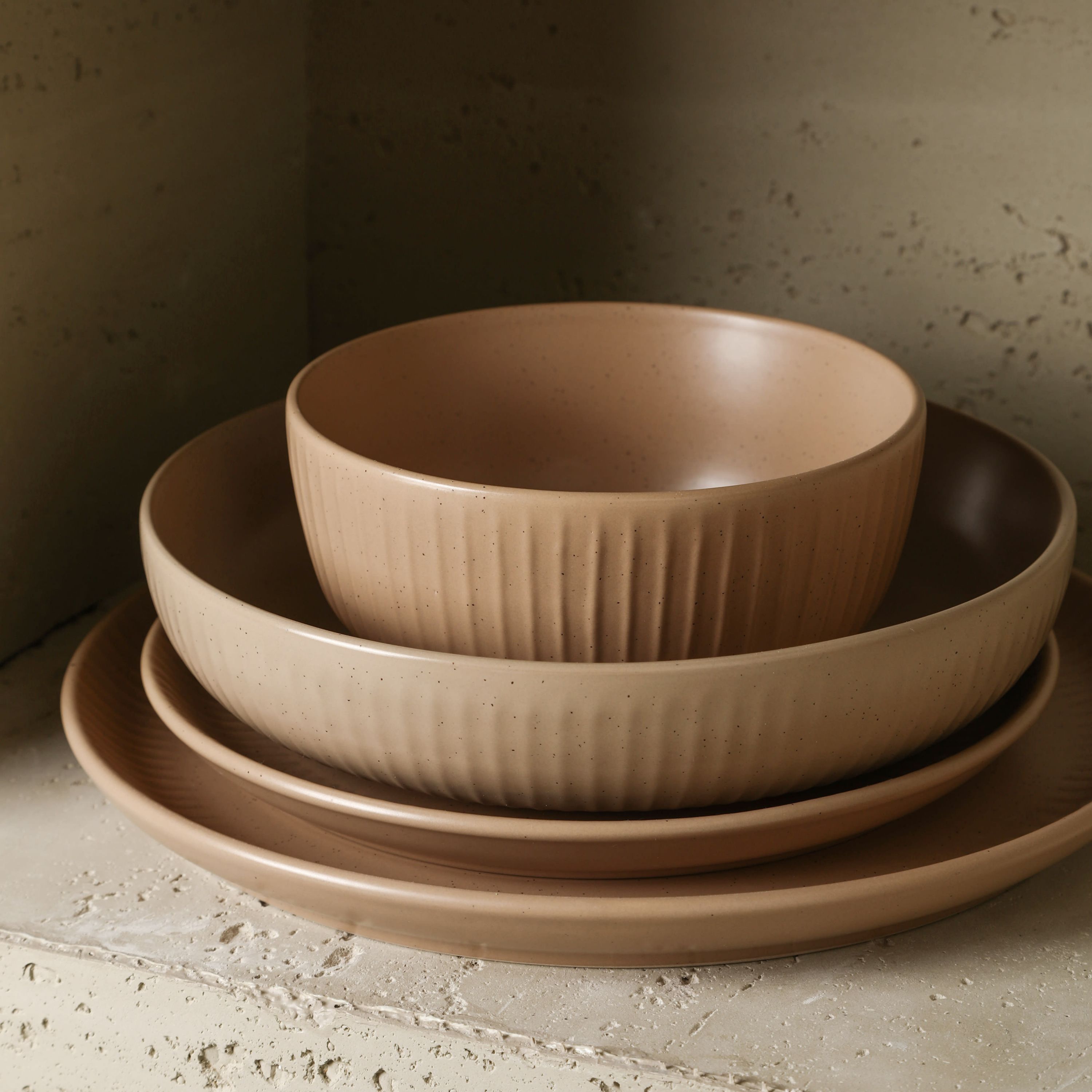 Logan 16 pcs Dinnerware Set
