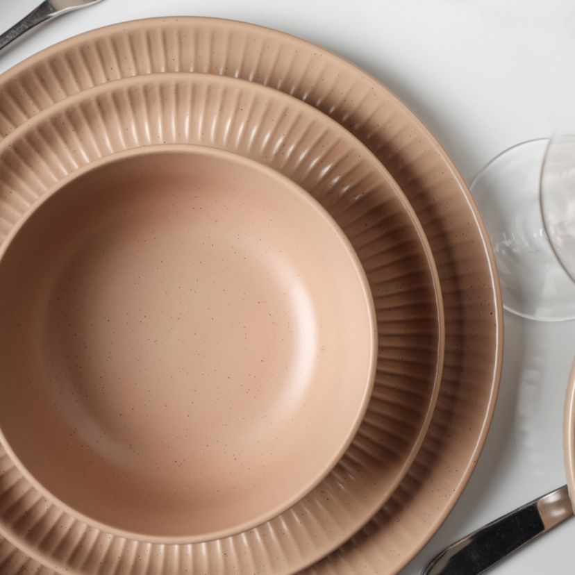 Logan 16 pcs Dinnerware Set