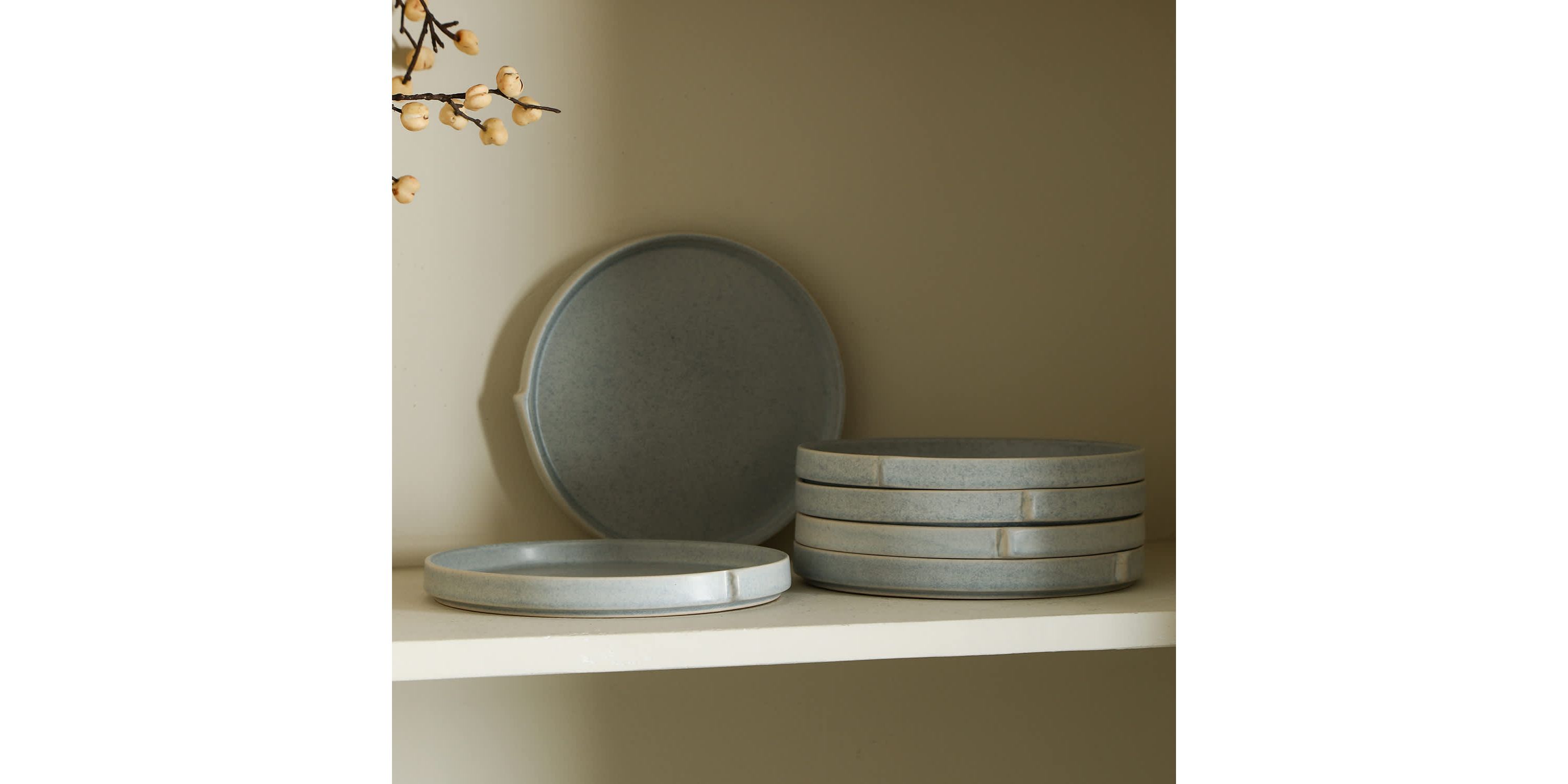 Bao 4 pcs Dinner Plate Set