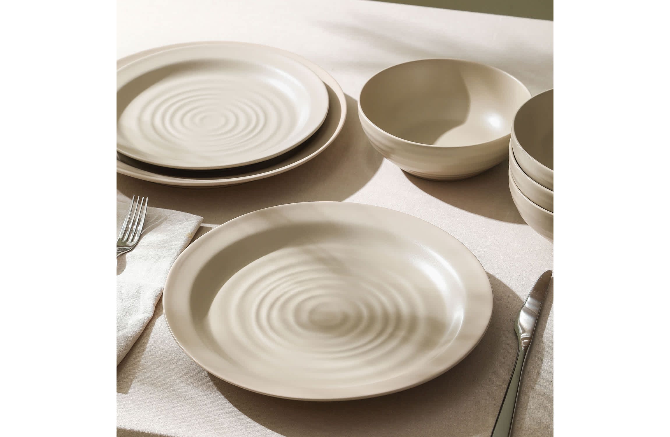 Orbit 4 pcs Dinner Plate Set