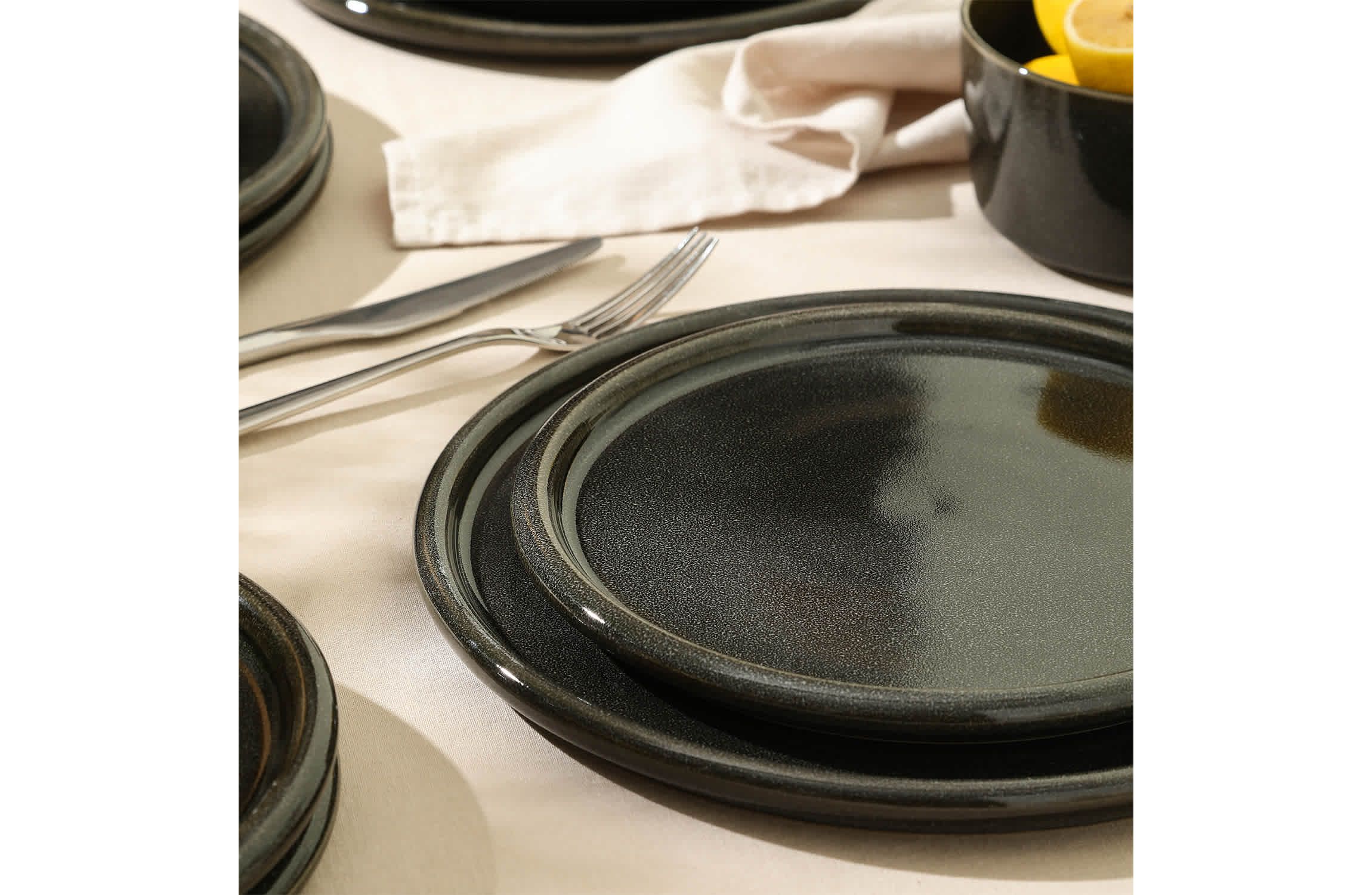 Eden 12 pcs Dinnerware Set
